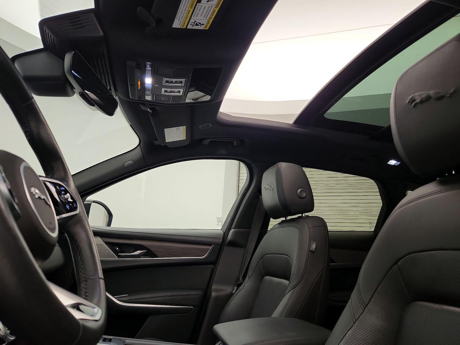 2023 Jaguar F-Pace S - Photo 21