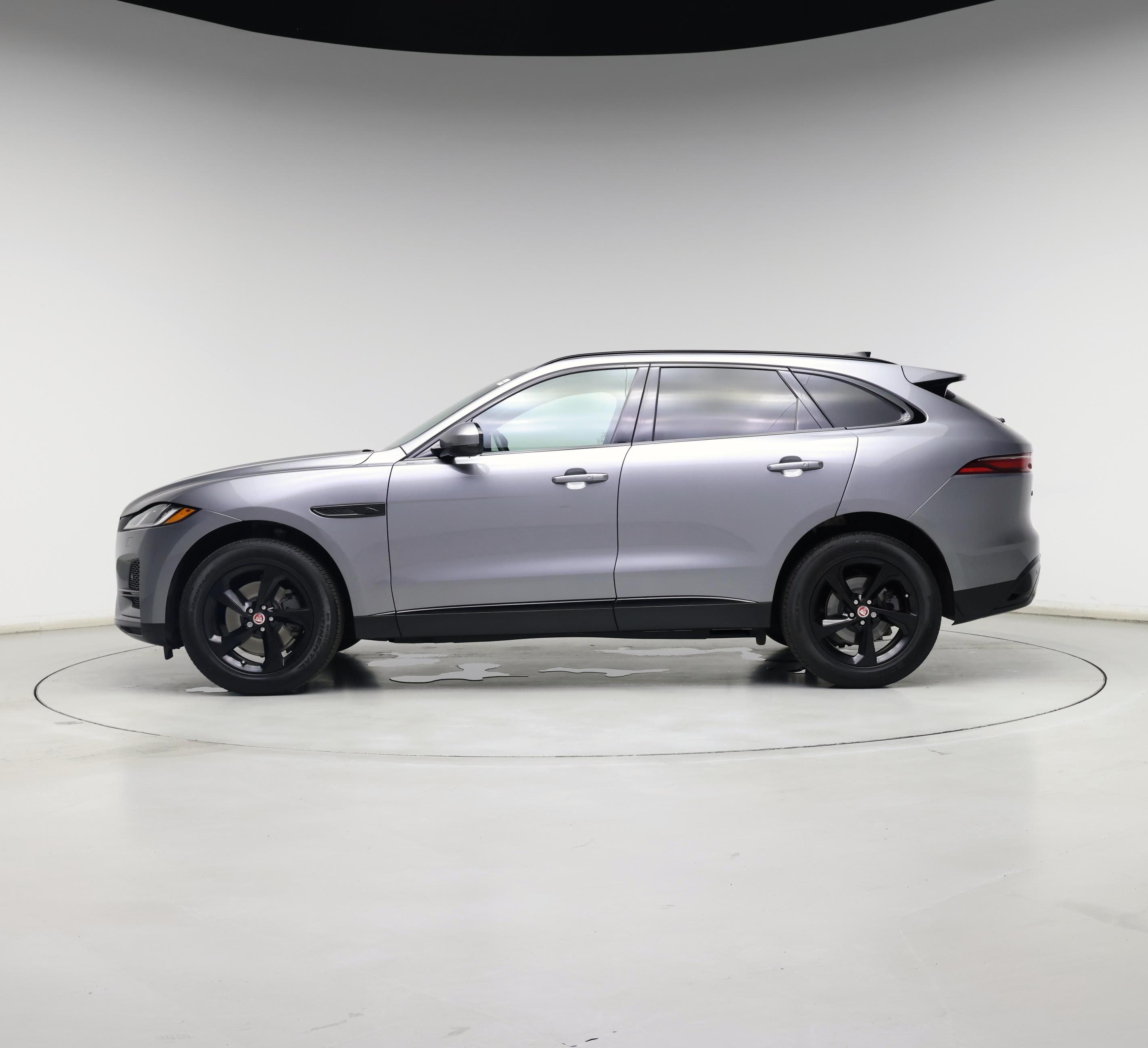 Thumbnail: 2023 Jaguar F-Pace - 3