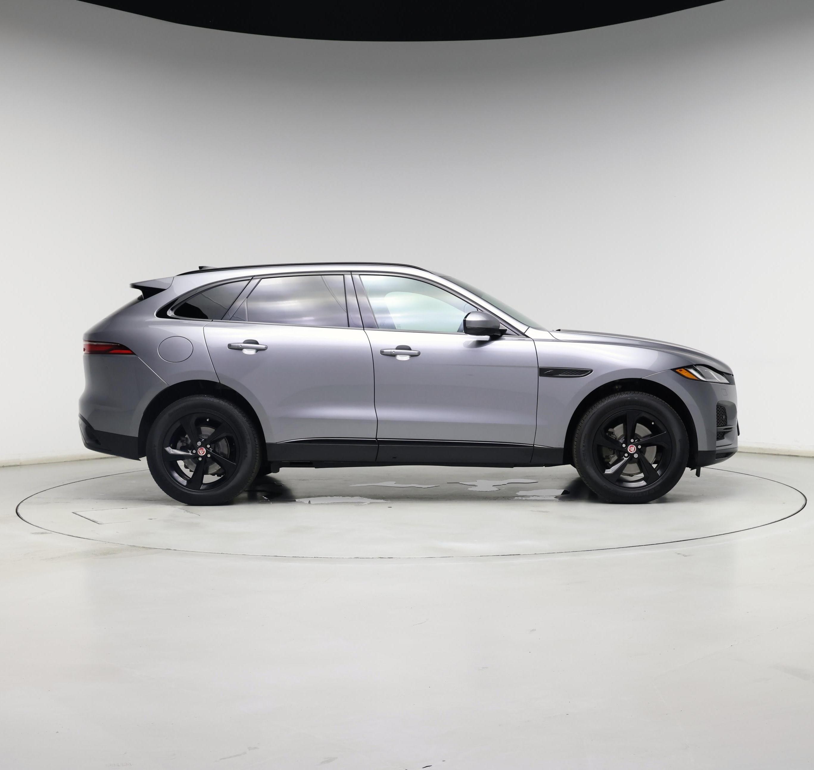 Thumbnail: 2023 Jaguar F-Pace - 7