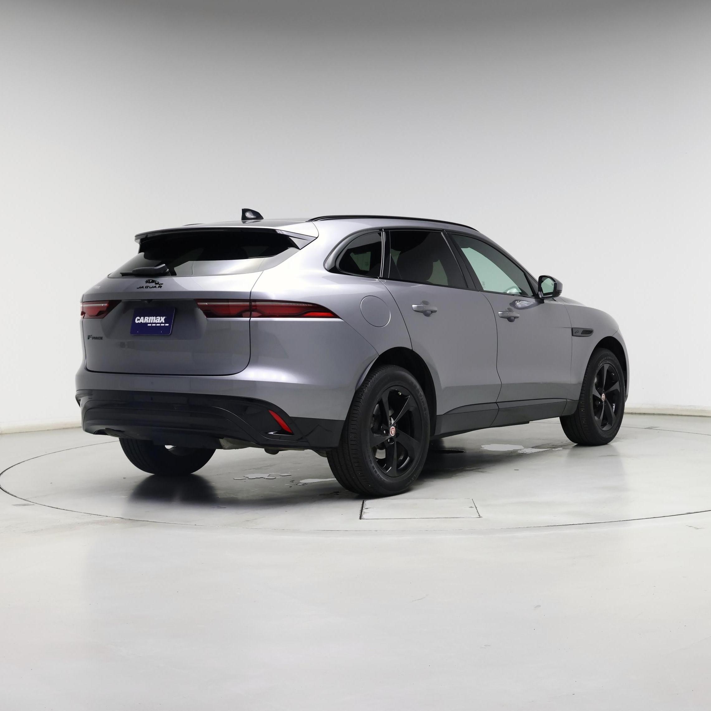 Thumbnail: 2023 Jaguar F-Pace - 8