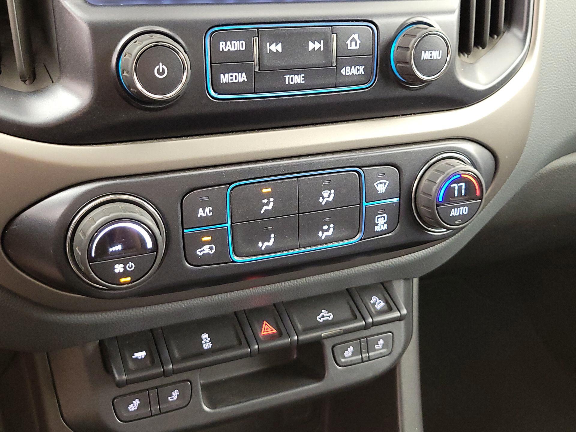 Thumbnail: 2016 Chevrolet Colorado - 17