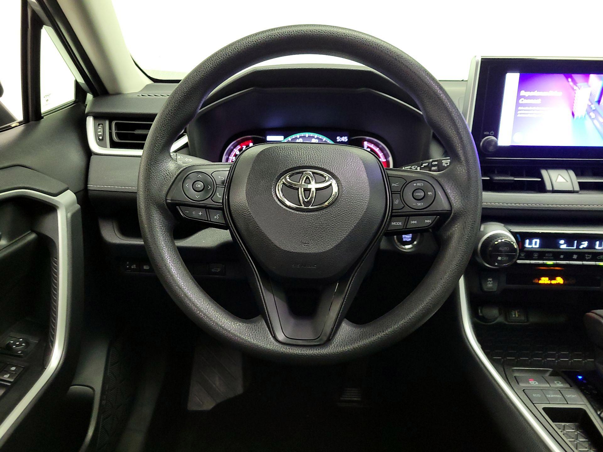 Thumbnail: 2023 Toyota RAV4 - 10