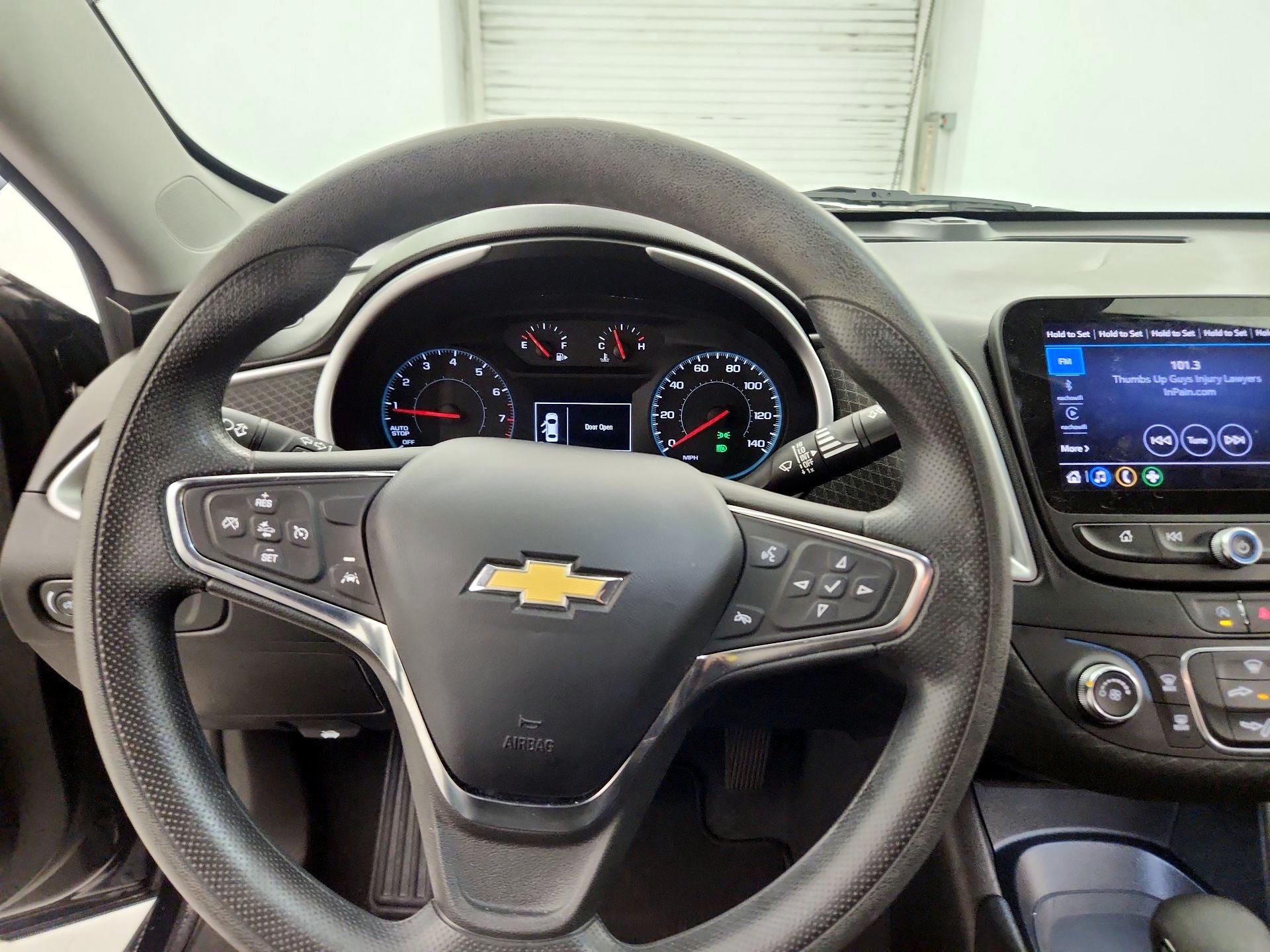 Thumbnail: 2023 Chevrolet Malibu - 10