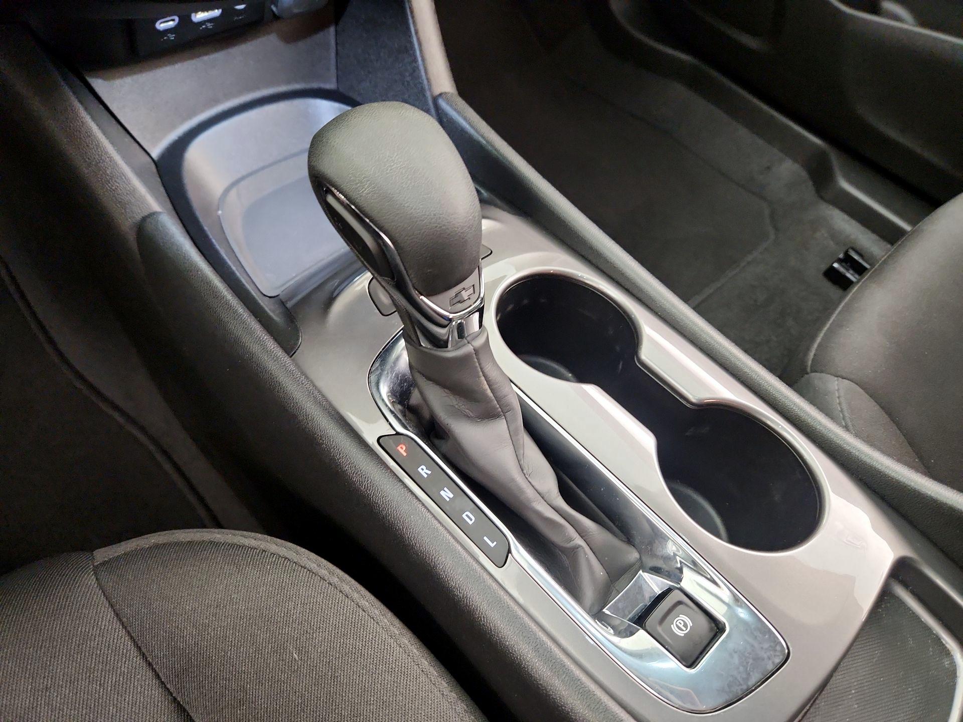 Thumbnail: 2023 Chevrolet Malibu - 17