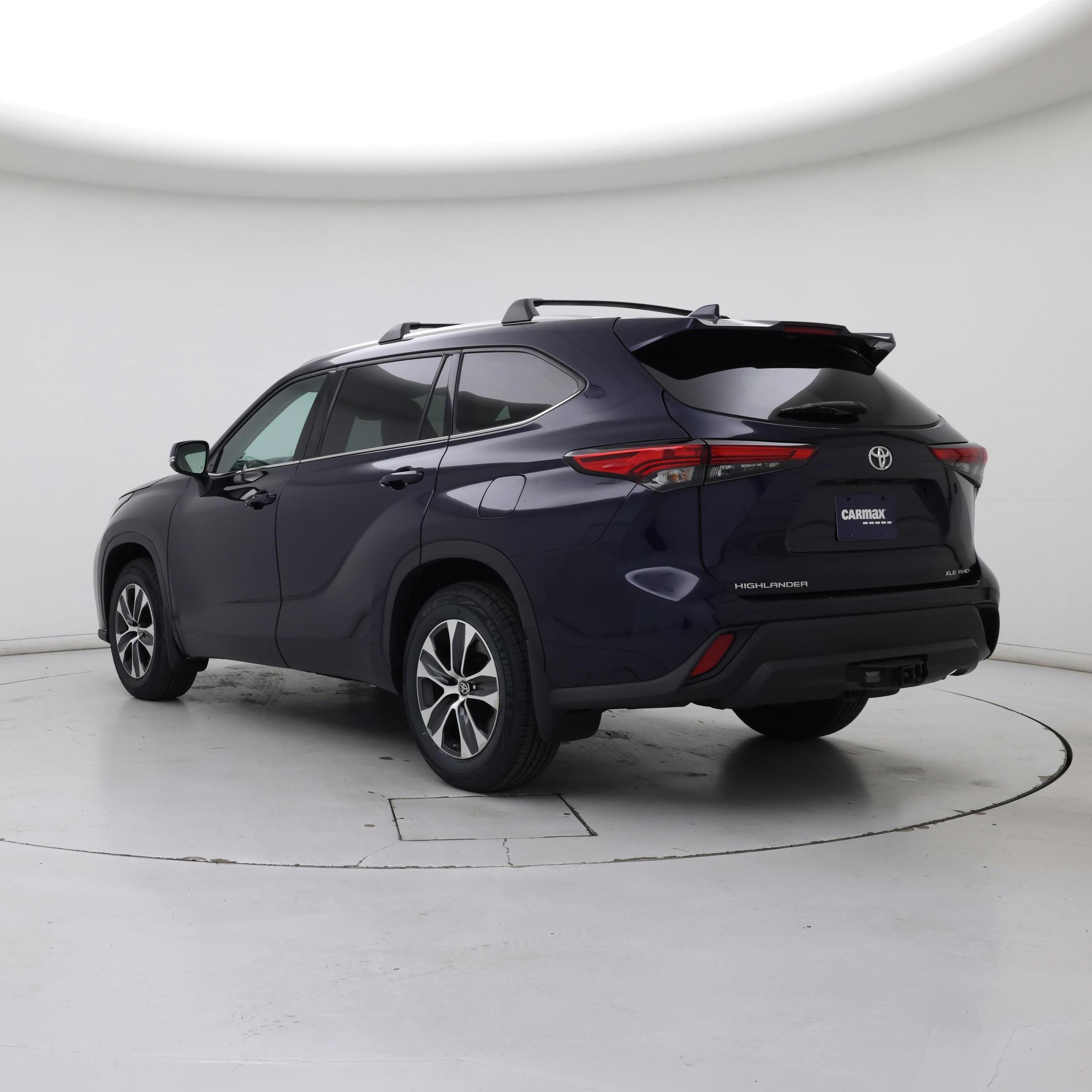Thumbnail: 2021 Toyota Highlander - 2