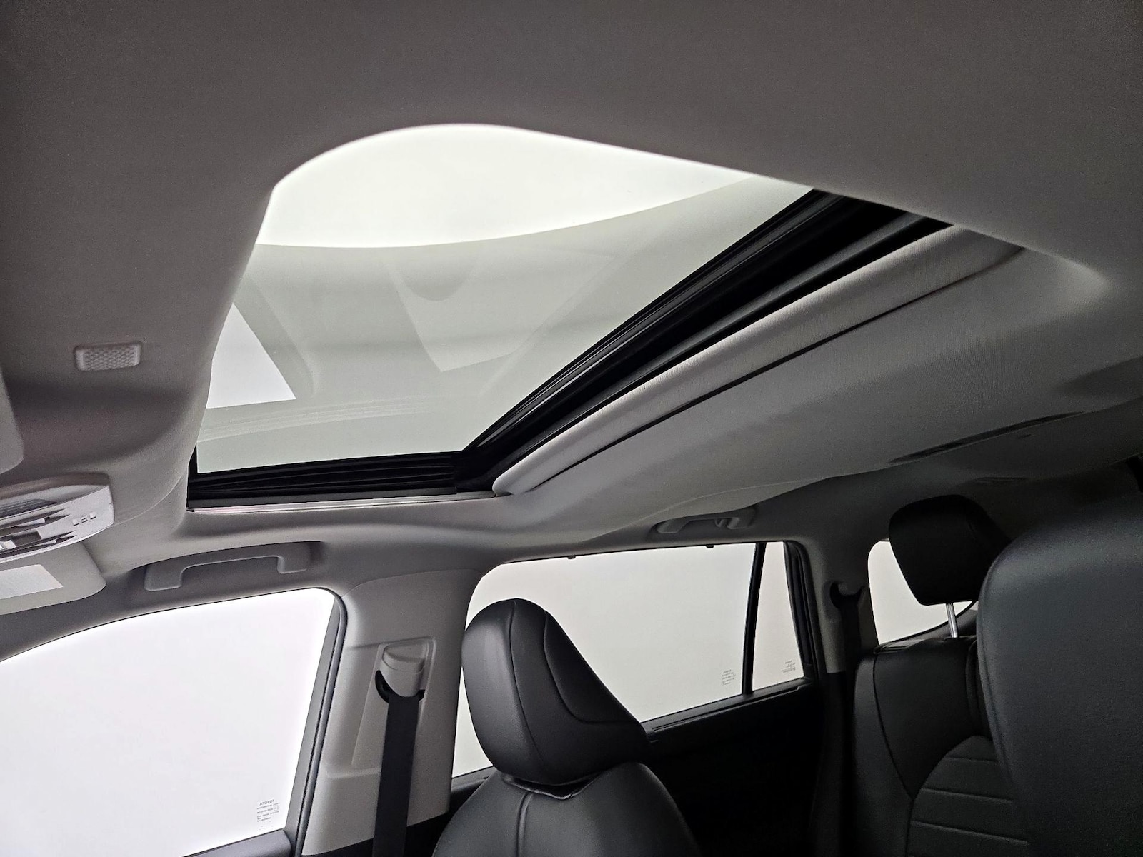 2021 Toyota Highlander XLE - Photo 20
