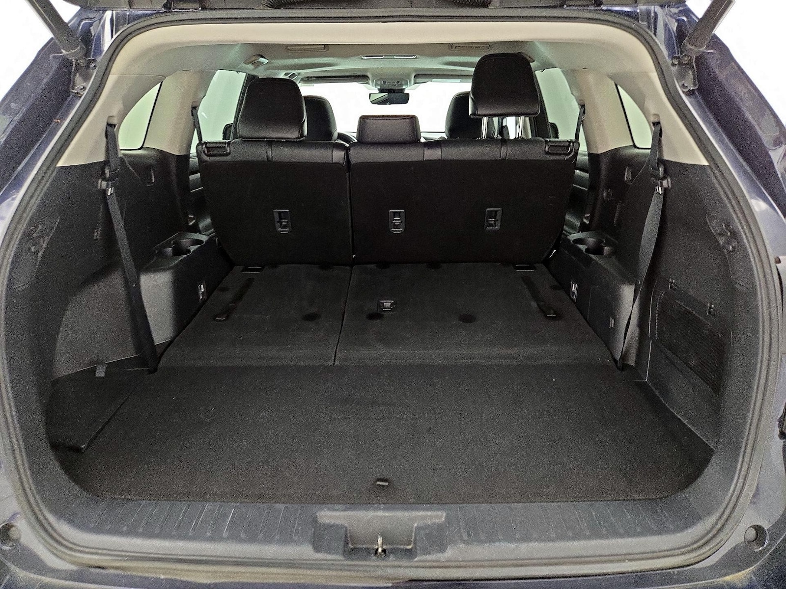 2021 Toyota Highlander XLE - Photo 24
