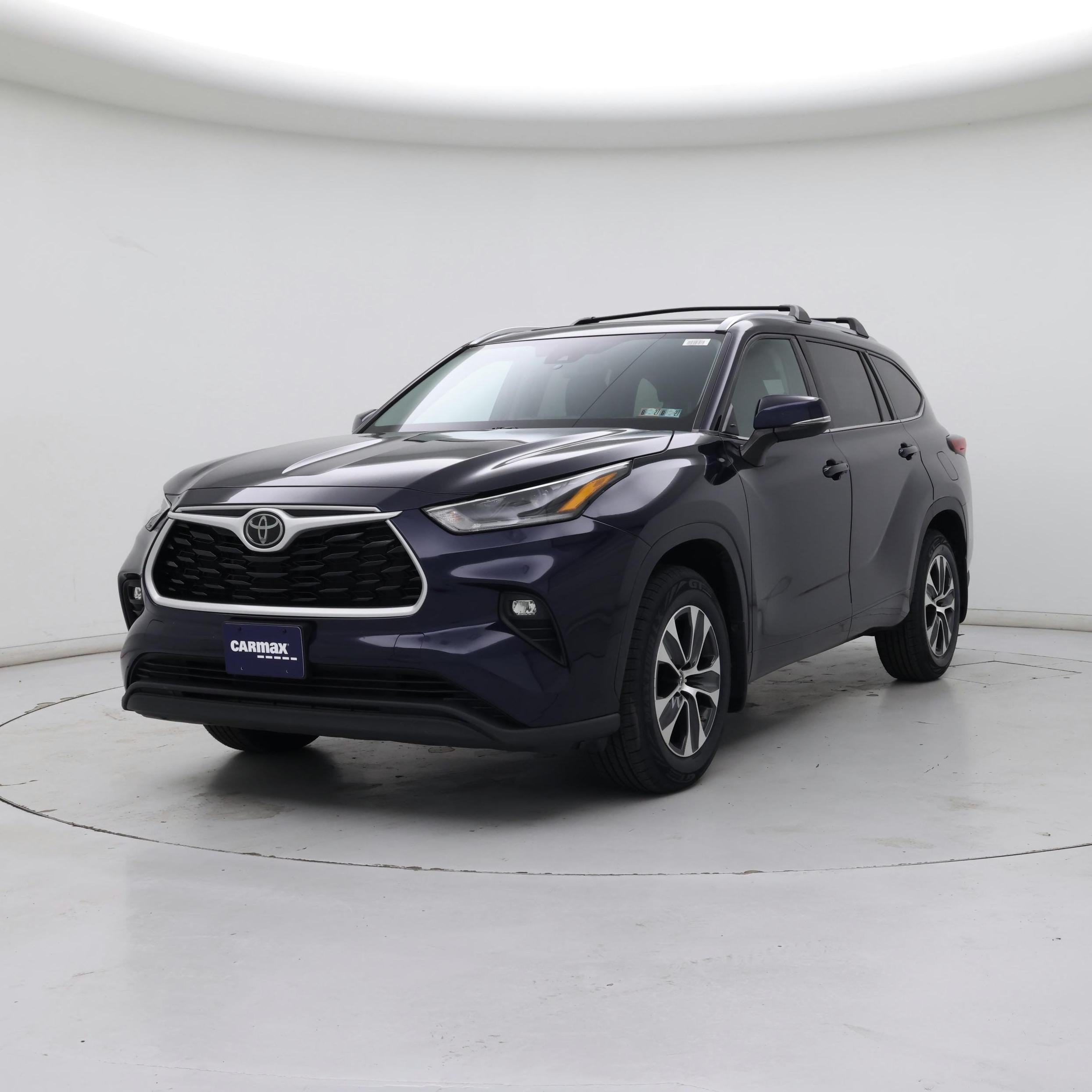 Thumbnail: 2021 Toyota Highlander - 4
