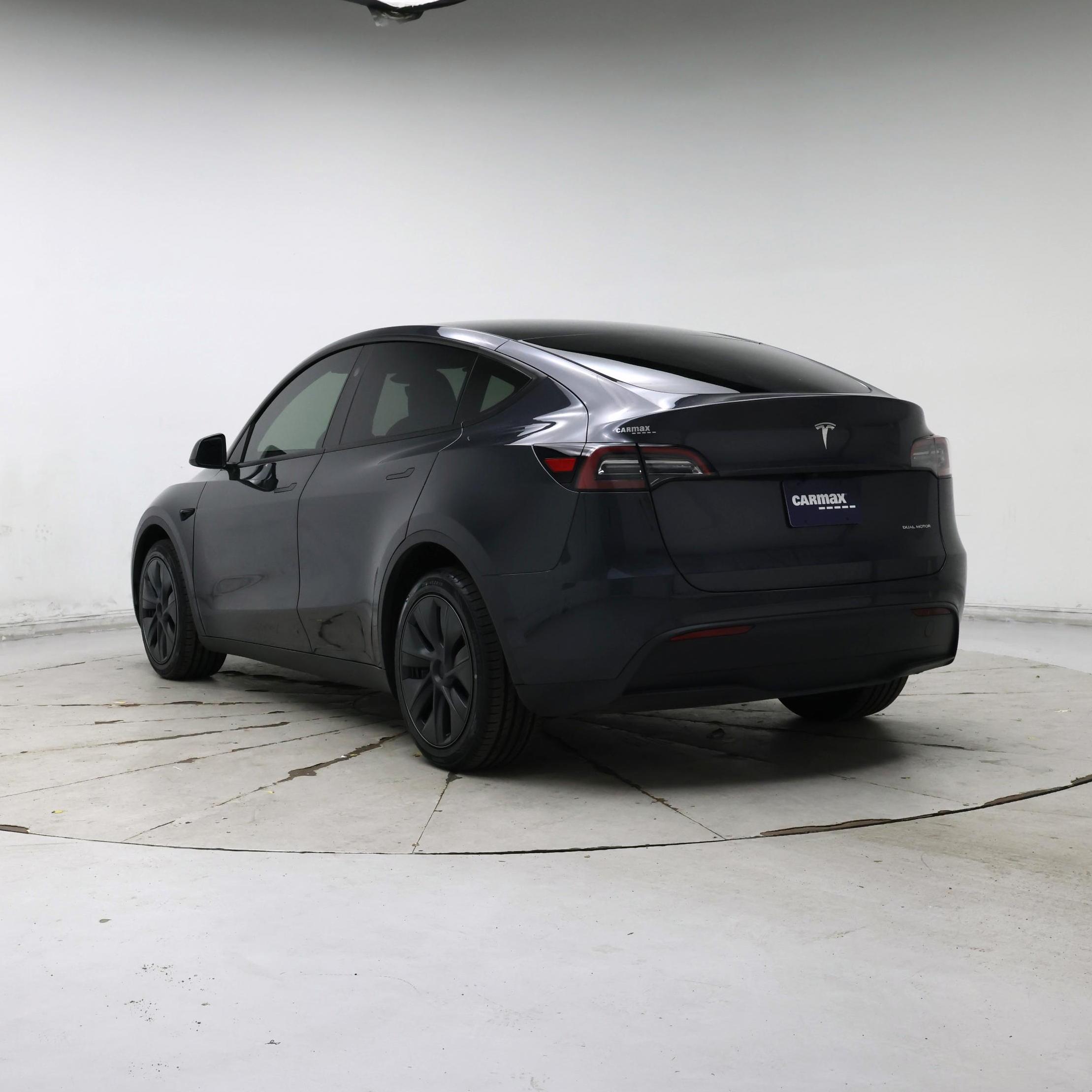 Thumbnail: 2025 Tesla Model Y - 2