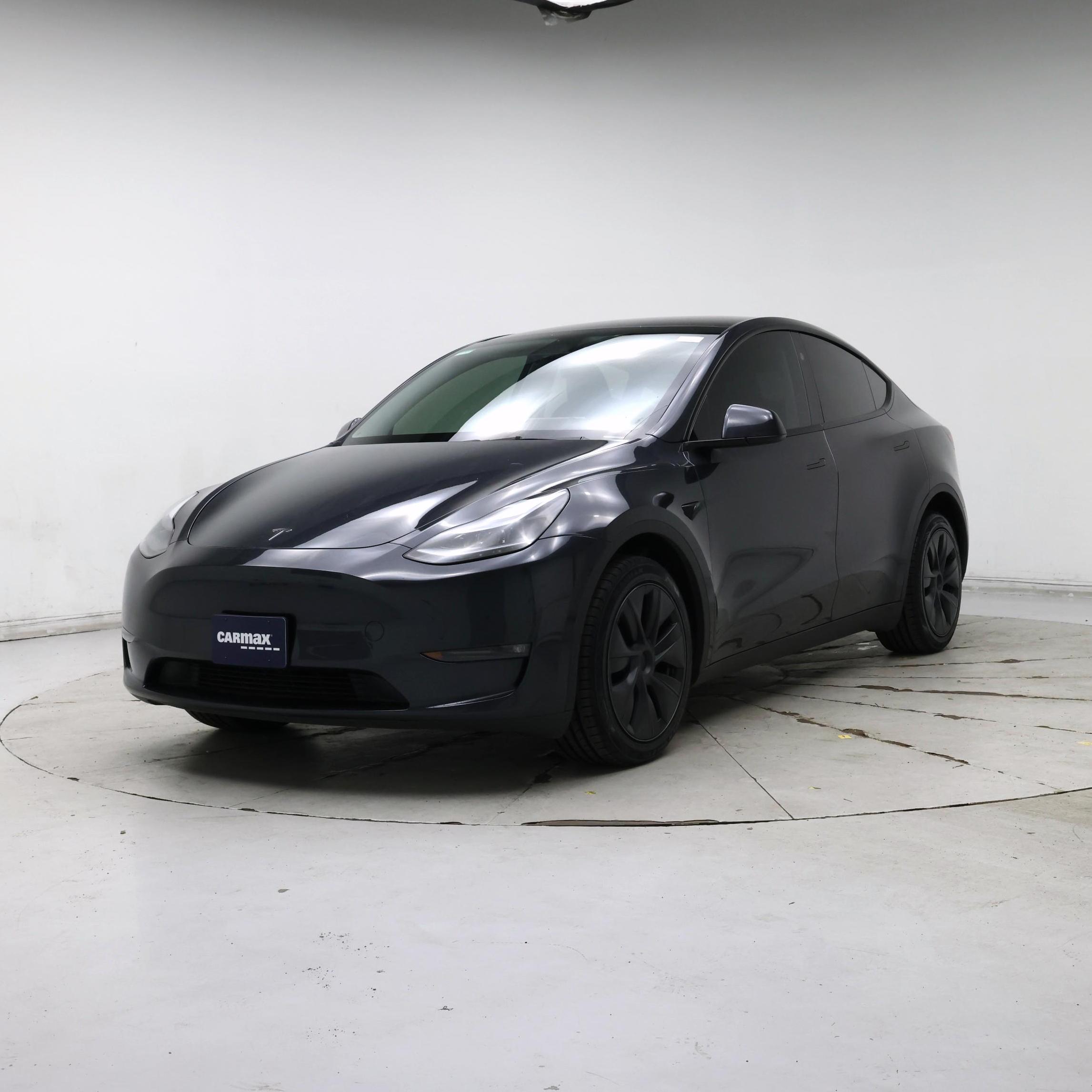 Thumbnail: 2025 Tesla Model Y - 4