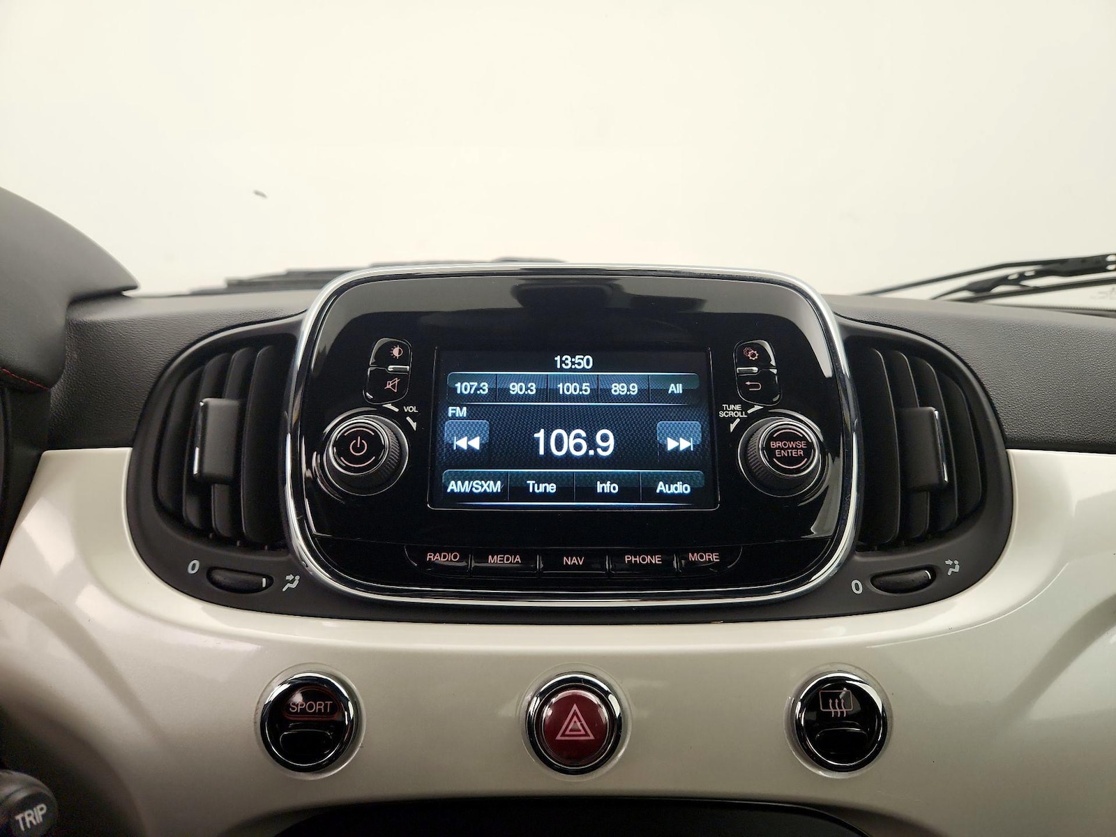 2017 FIAT 500 Abarth - Photo 16