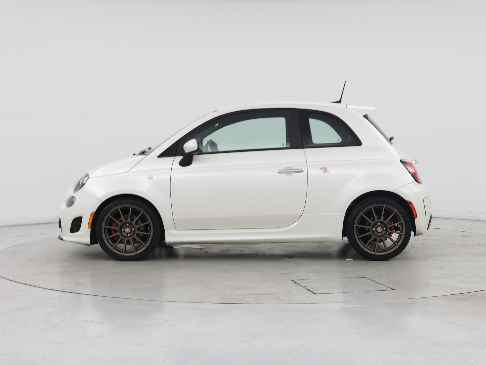 2017 FIAT 500 Abarth - Photo 4