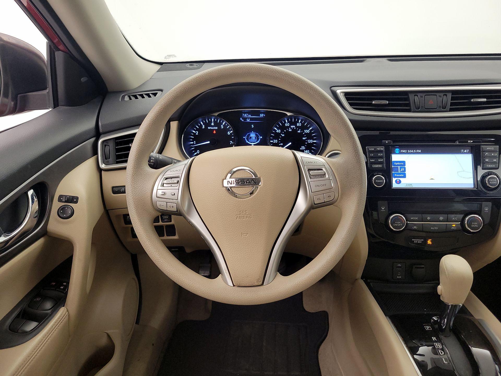 Thumbnail: 2015 Nissan Rogue - 10