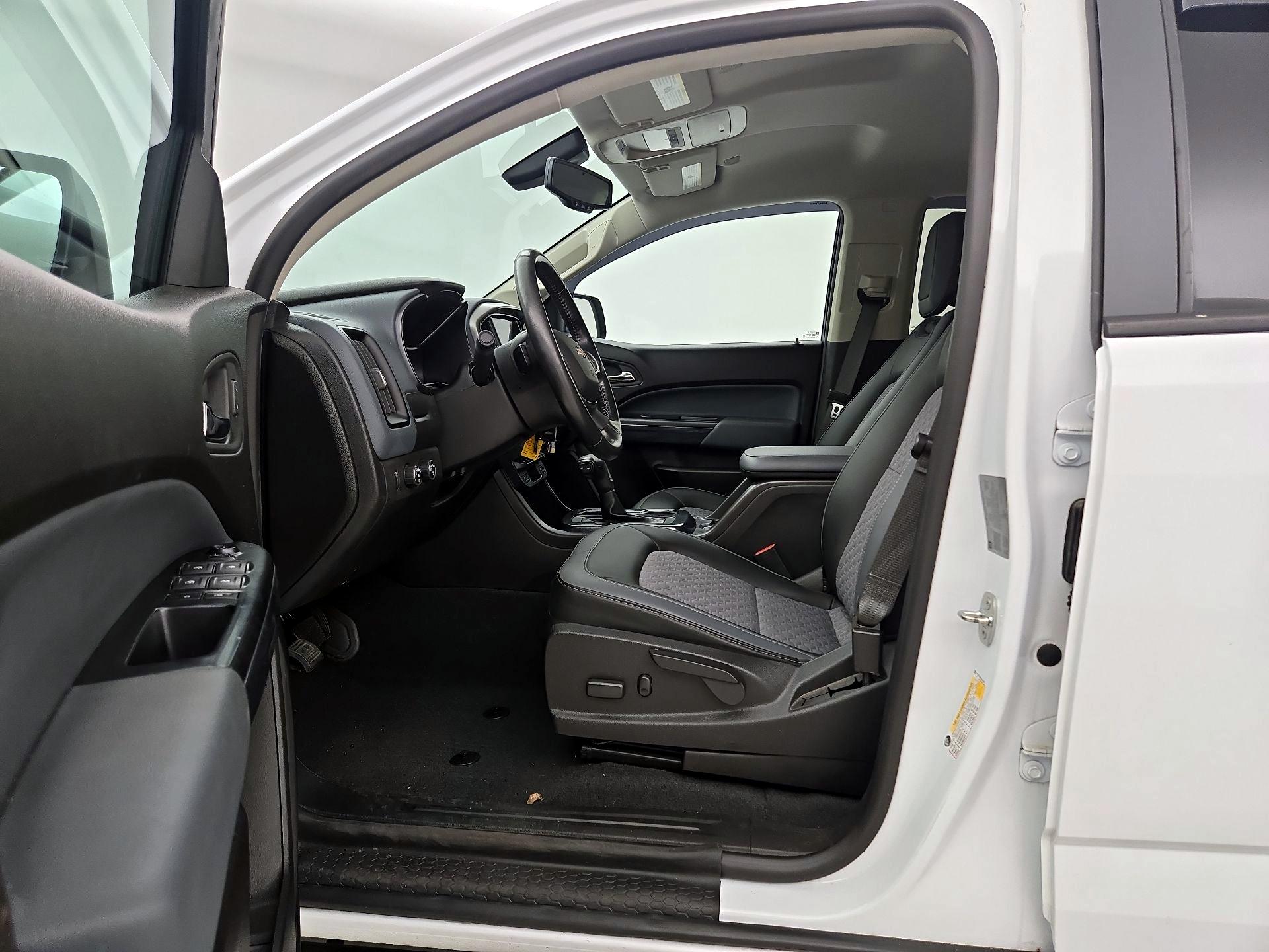 Thumbnail: 2021 Chevrolet Colorado - 11