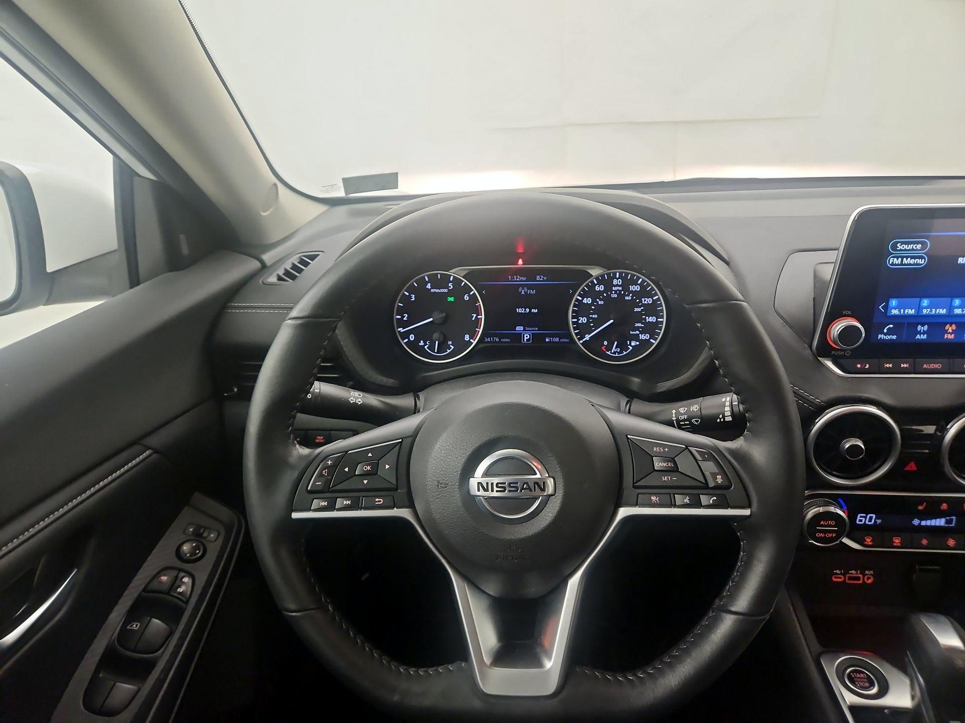 Thumbnail: 2022 Nissan Sentra - 10