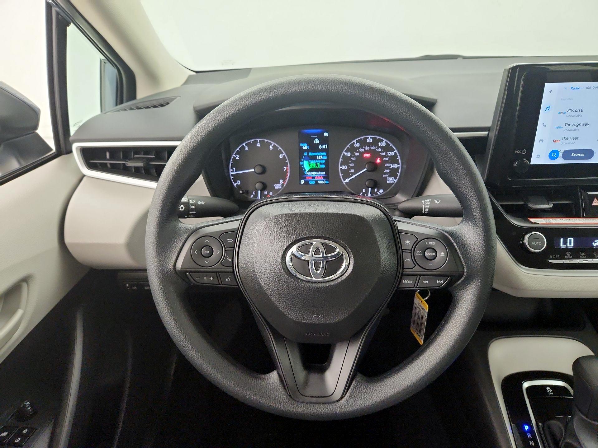 Thumbnail: 2025 Toyota Corolla - 10