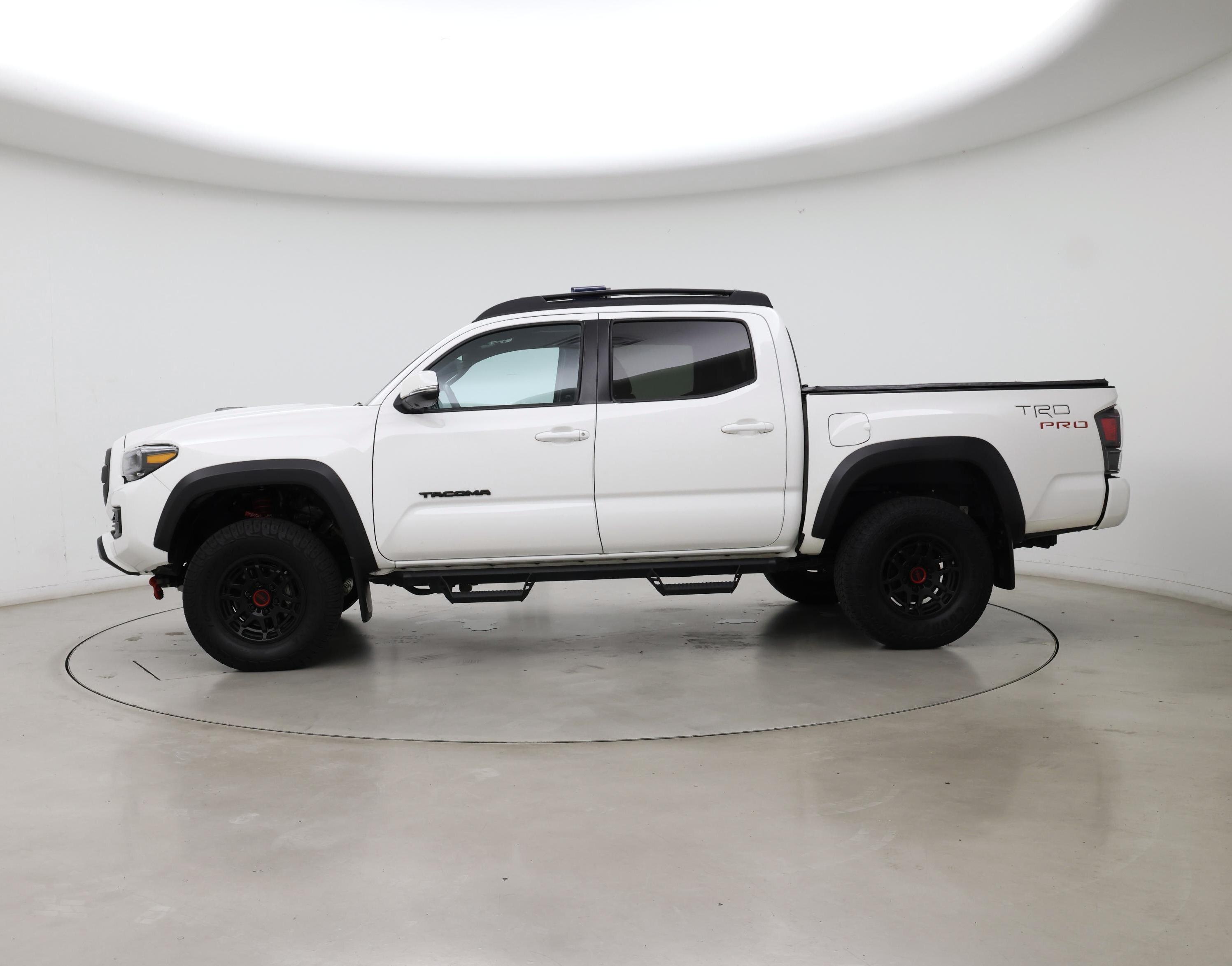 Thumbnail: 2022 Toyota Tacoma - 3