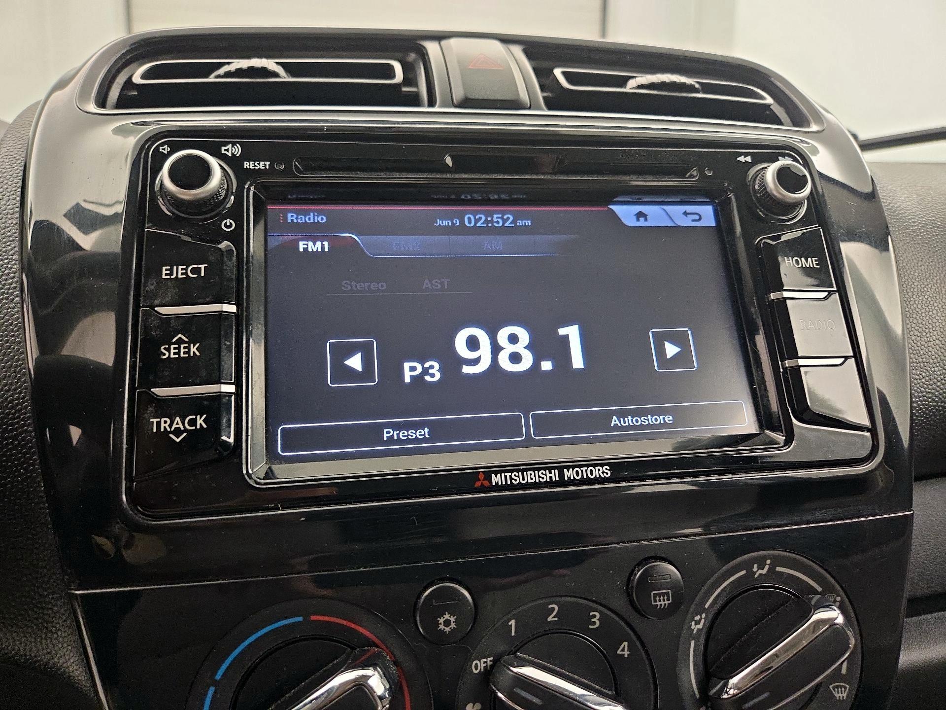 Thumbnail: 2019 Mitsubishi Mirage G4 - 15