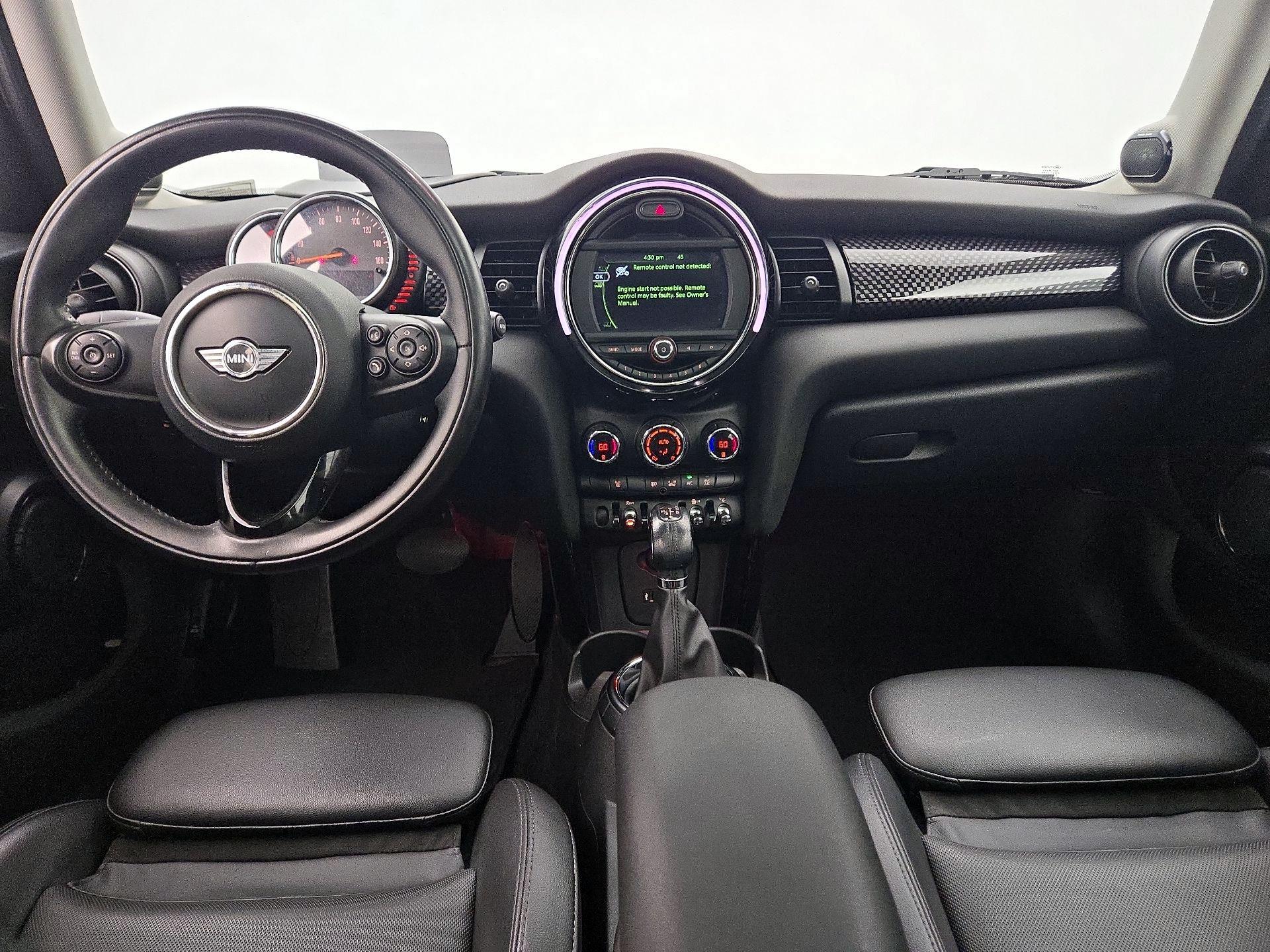 Thumbnail: 2016 MINI Cooper Hardtop - 9