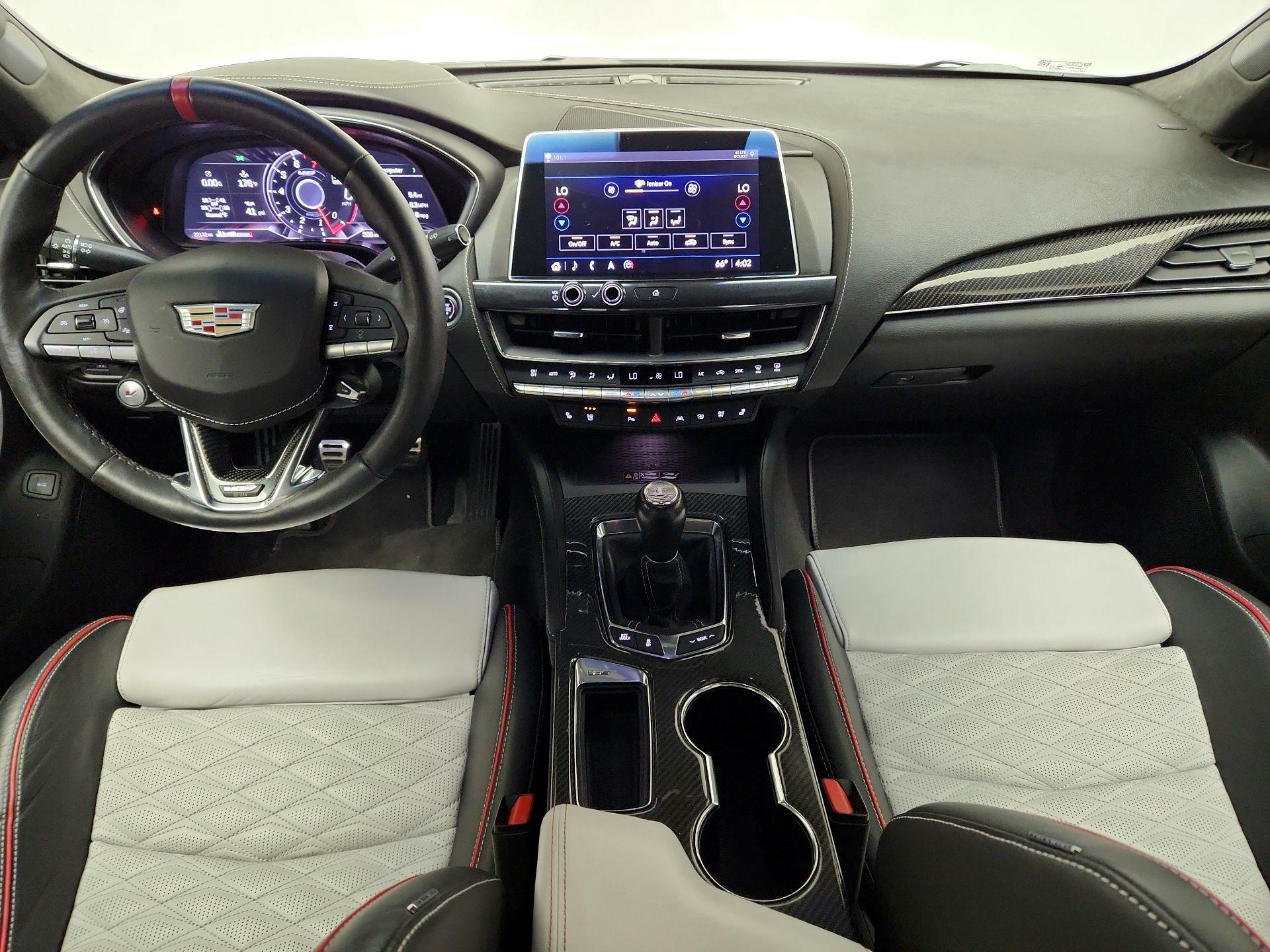 Thumbnail: 2023 Cadillac CT5 - 9