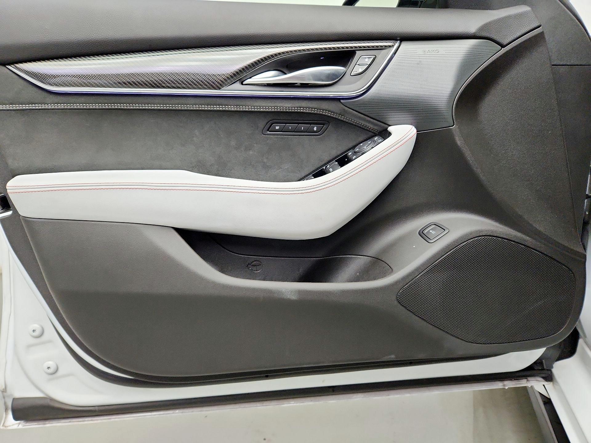 Thumbnail: 2023 Cadillac CT5 - 12