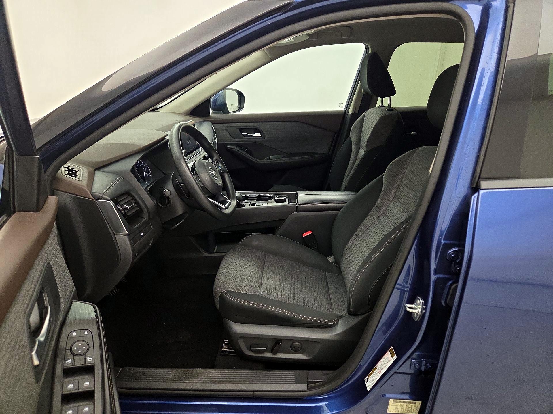 Thumbnail: 2021 Nissan Rogue - 11