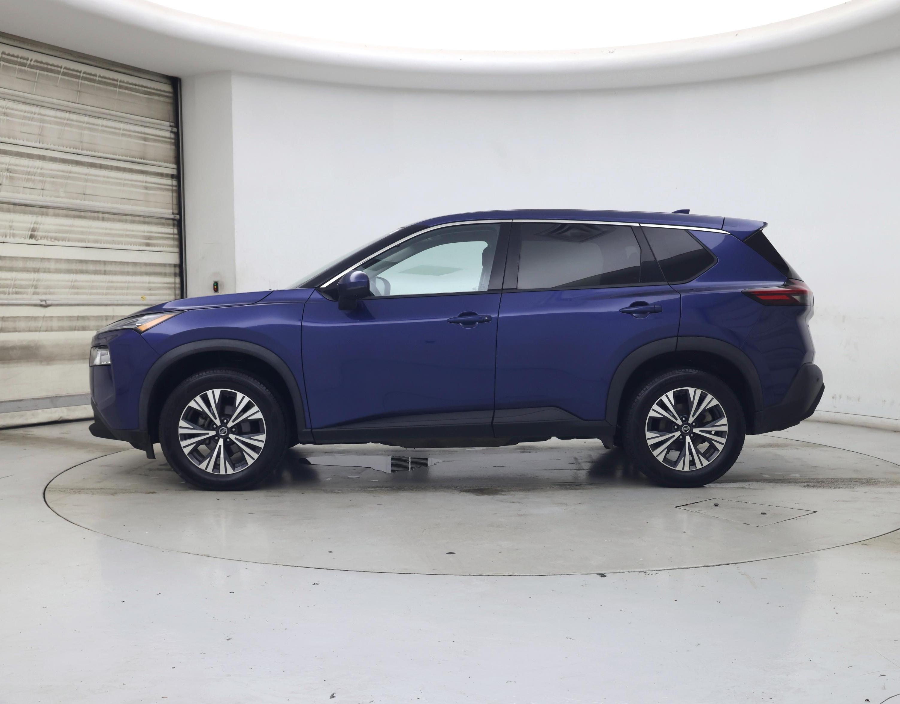 Thumbnail: 2021 Nissan Rogue - 3