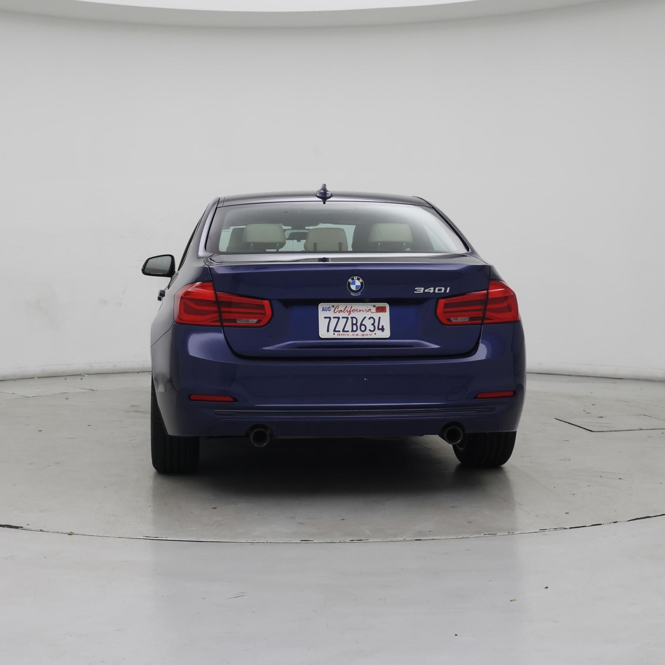 Thumbnail: 2017 BMW 3 Series - 6
