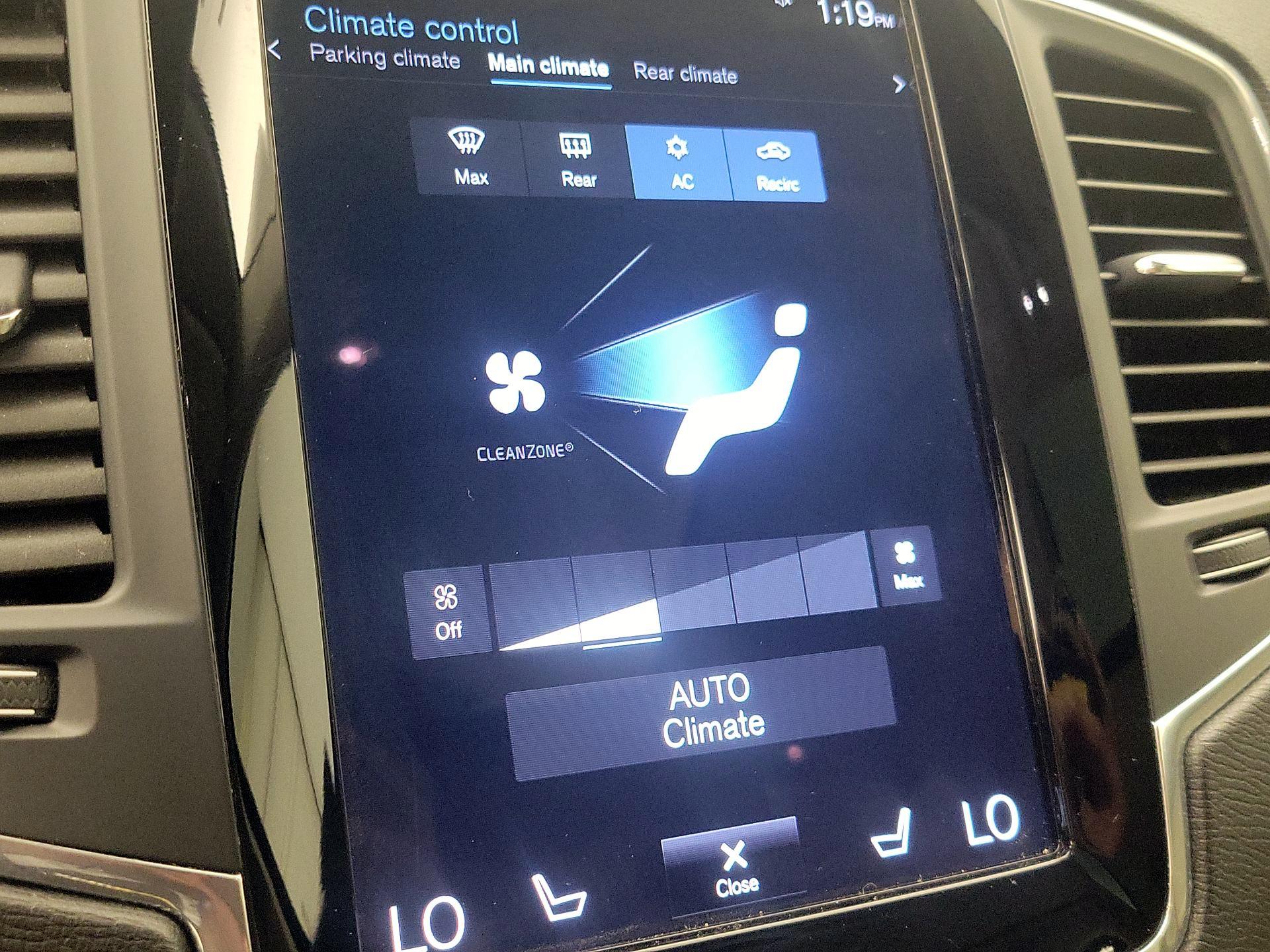 Thumbnail: 2020 Volvo XC90 - 17