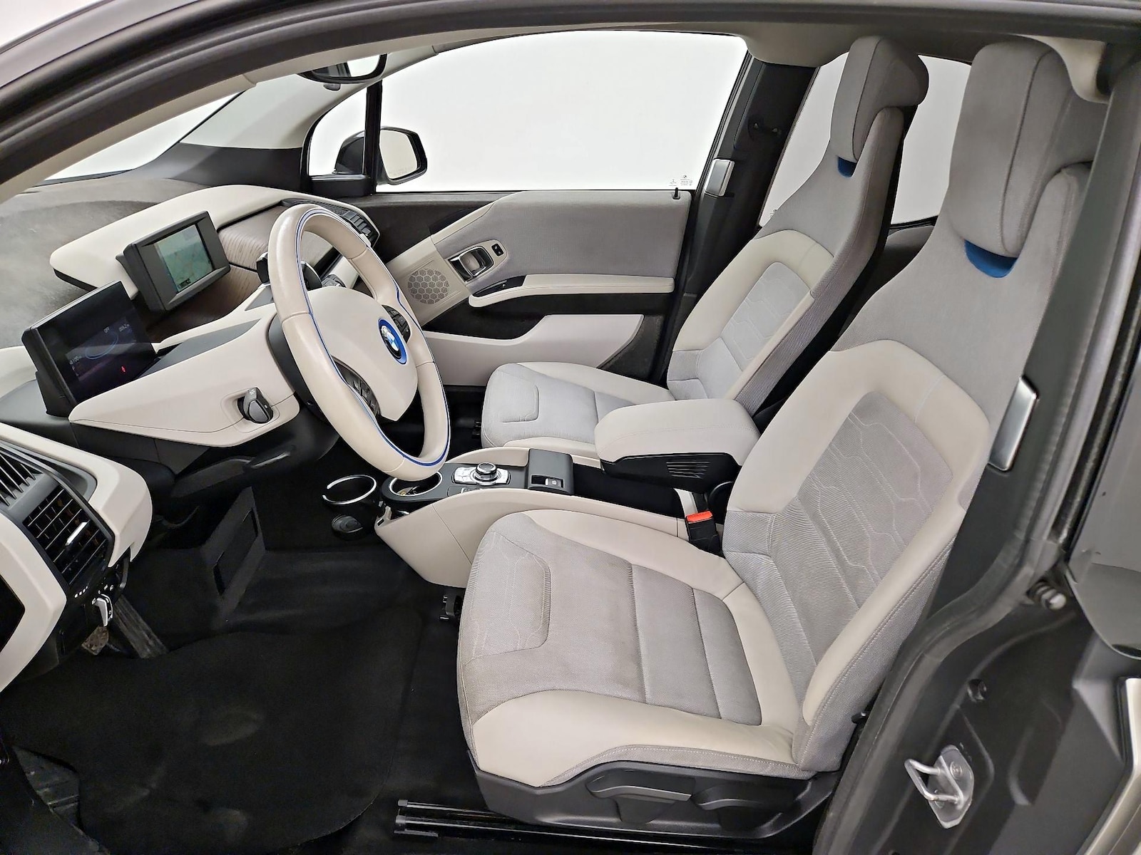 2016 BMW i3 Mega World - Photo 12