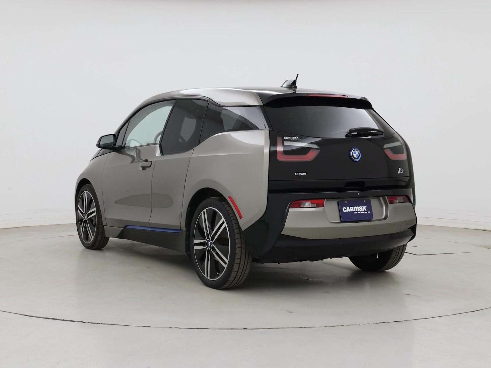 2016 BMW i3 Mega World - Photo 3