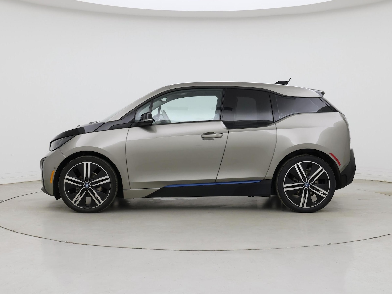 2016 BMW i3 Mega World - Photo 4