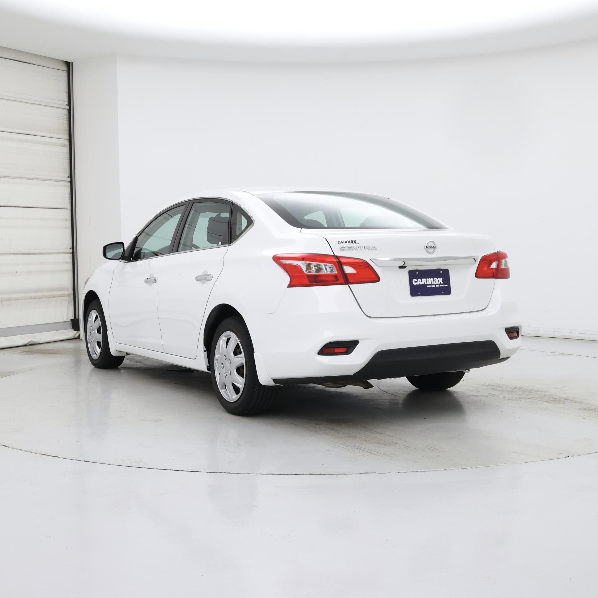 Thumbnail: 2019 Nissan Sentra - 2