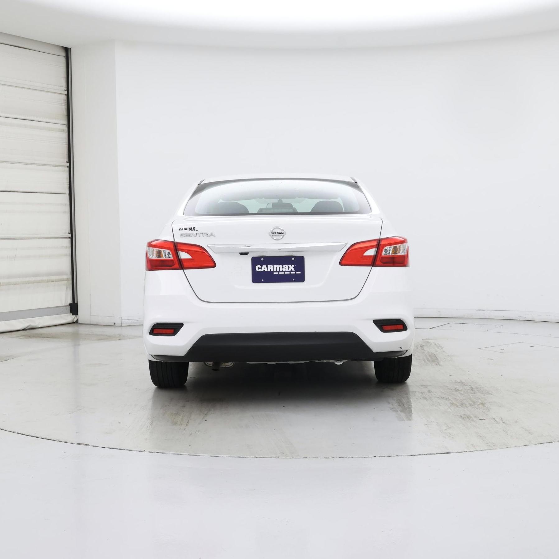 Thumbnail: 2019 Nissan Sentra - 6