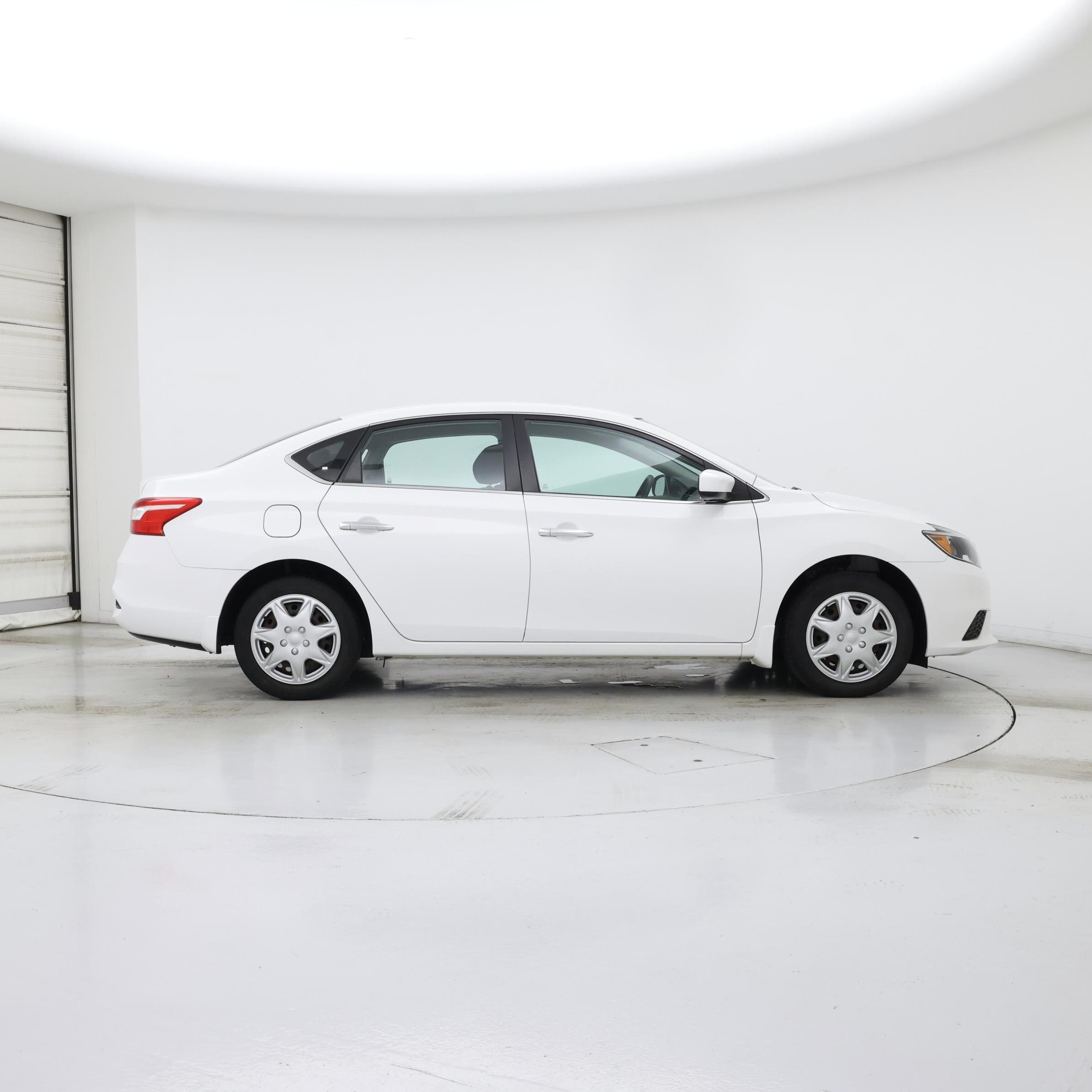 Thumbnail: 2019 Nissan Sentra - 7