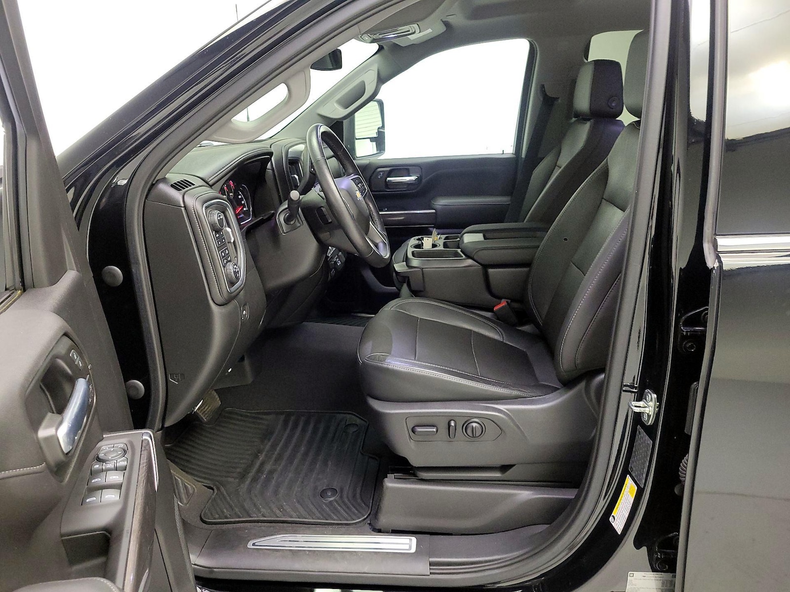 2020 Chevrolet Silverado 2500HD LTZ - Photo 12