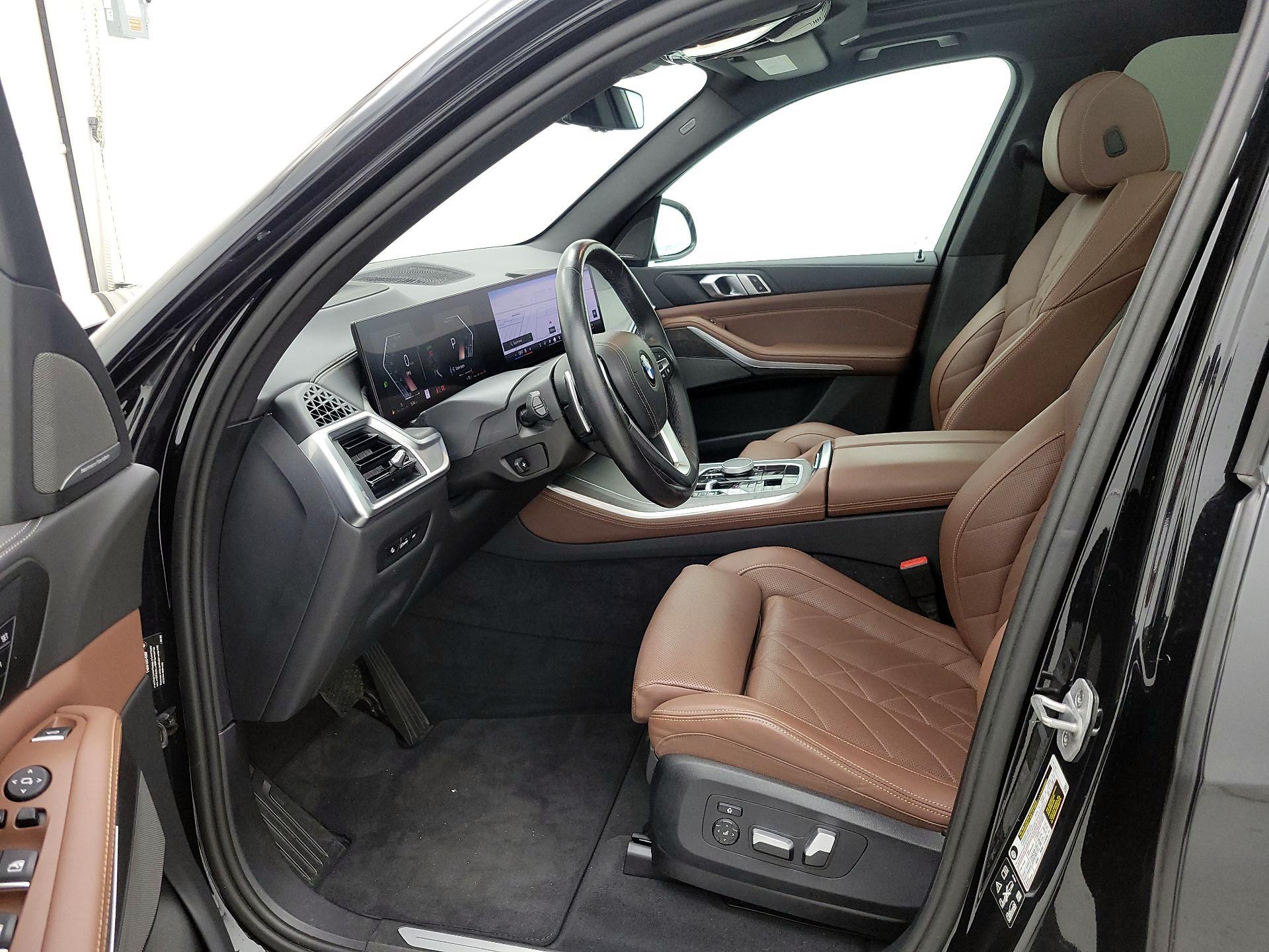 Thumbnail: 2024 BMW X5 - 11