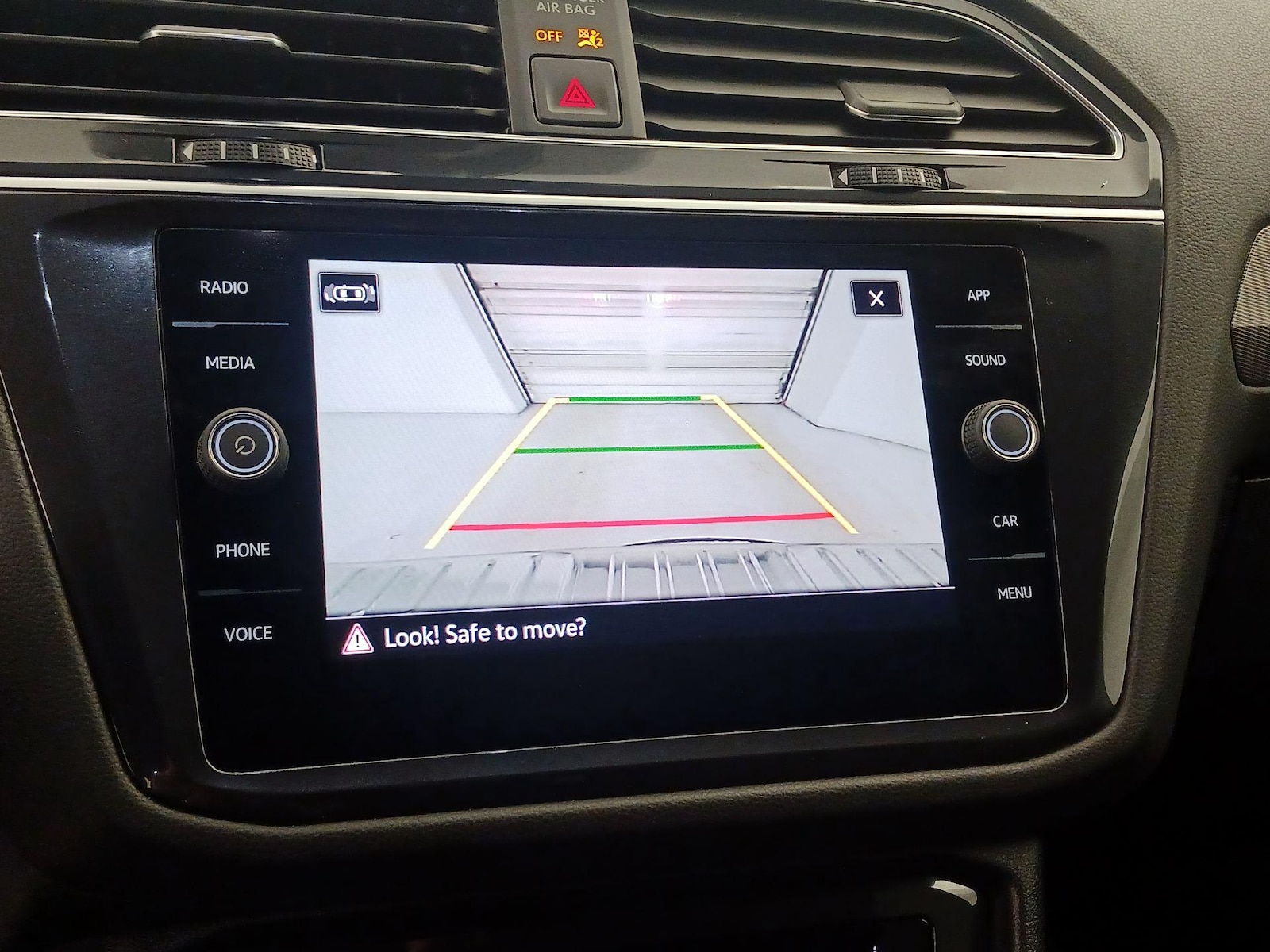 2022 Volkswagen Tiguan SE R-LINE BLACK - Photo 15