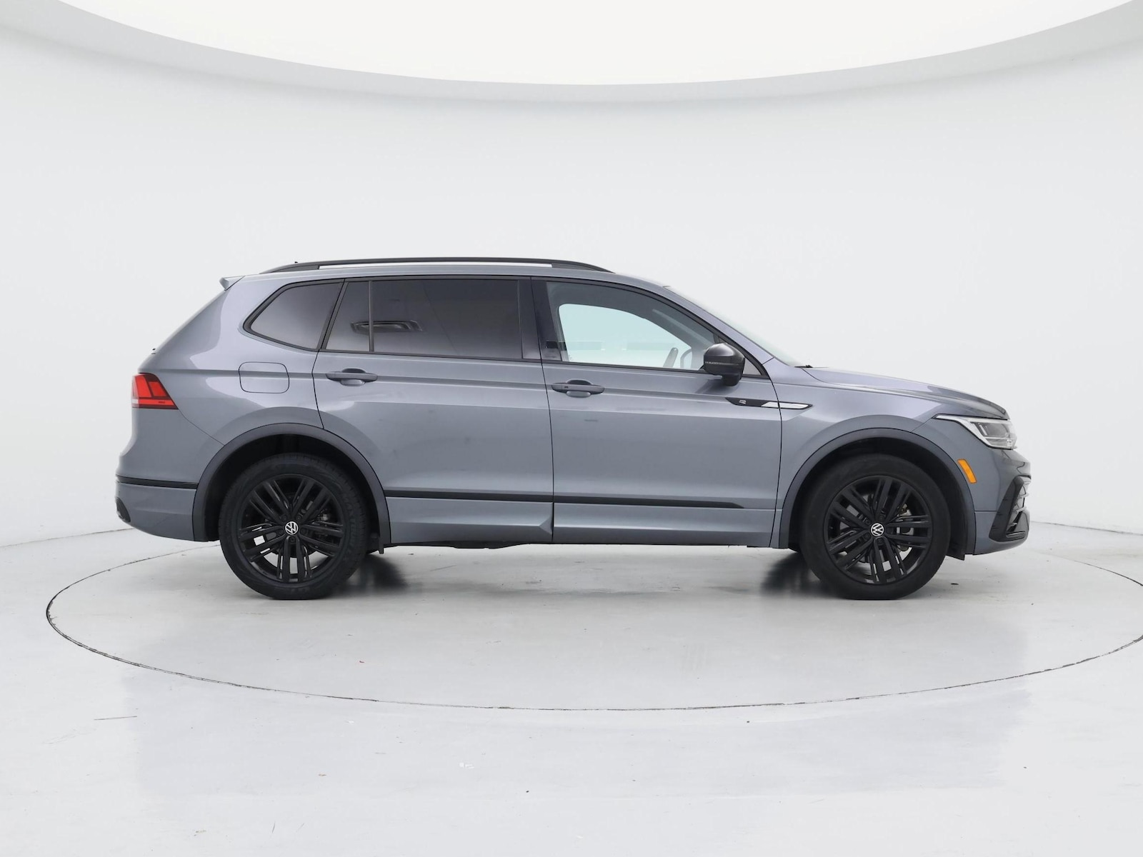 2022 Volkswagen Tiguan SE R-LINE BLACK - Photo 8