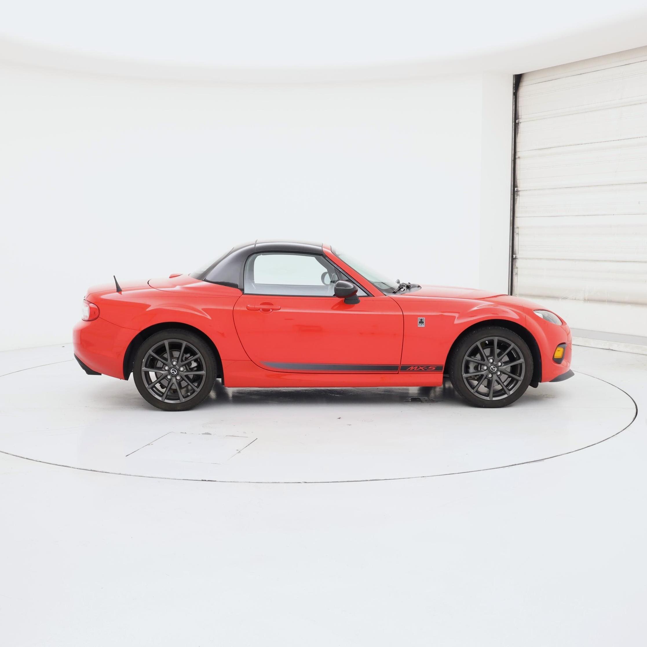 Thumbnail: 2015 Mazda MX-5 Miata - 7