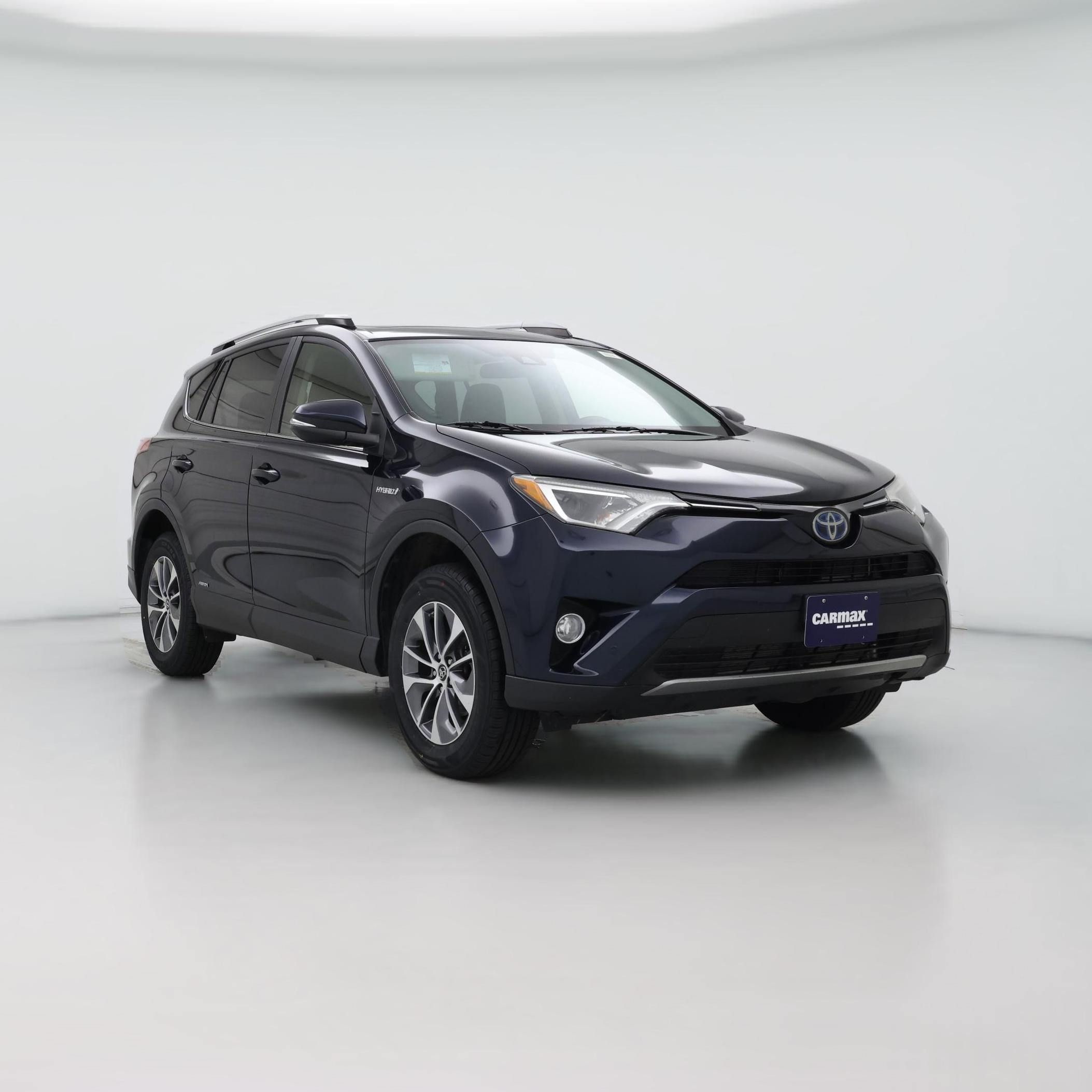Thumbnail: 2018 Toyota RAV4 - 1