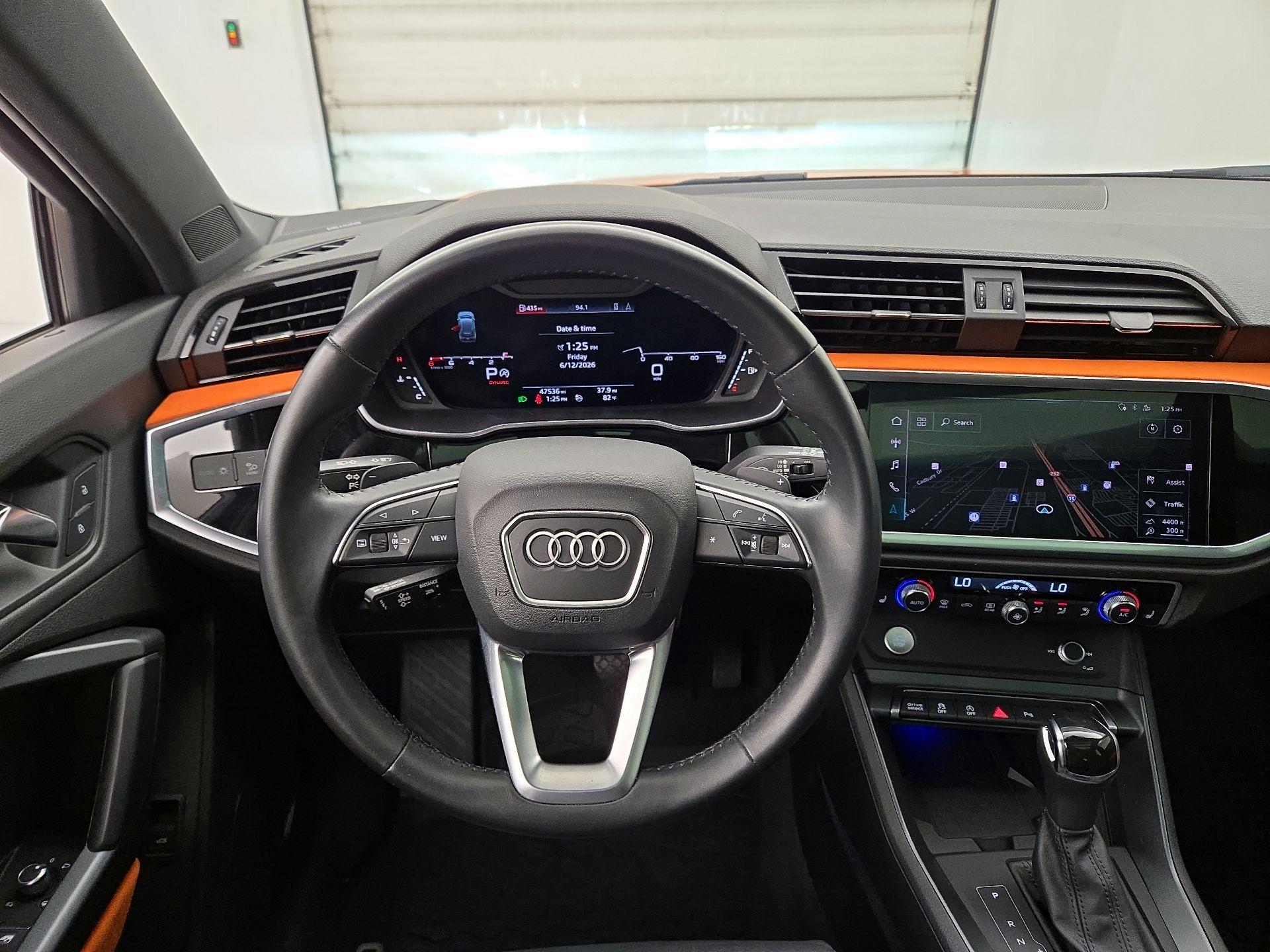 Thumbnail: 2020 Audi Q3 - 10