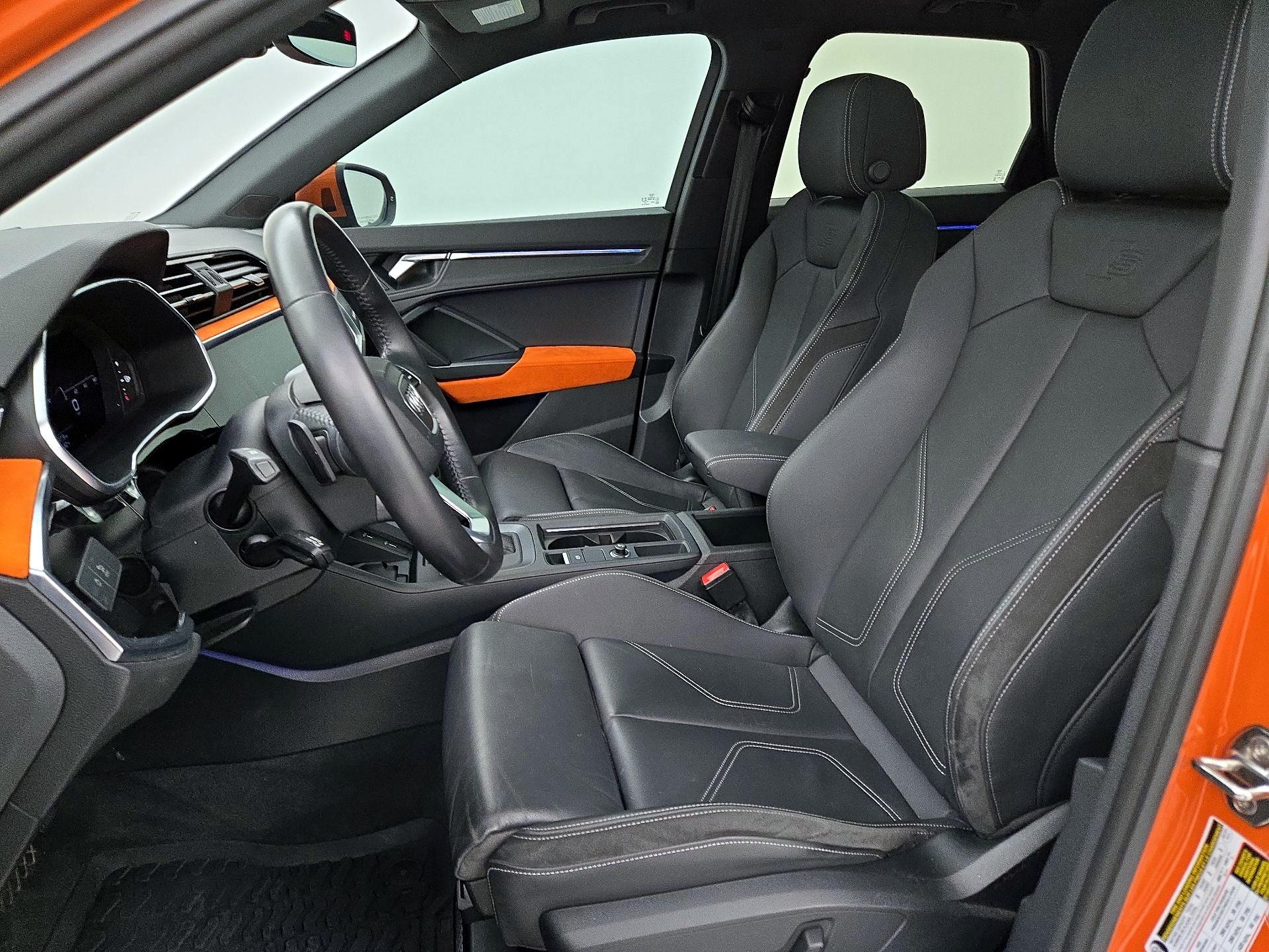 Thumbnail: 2020 Audi Q3 - 11