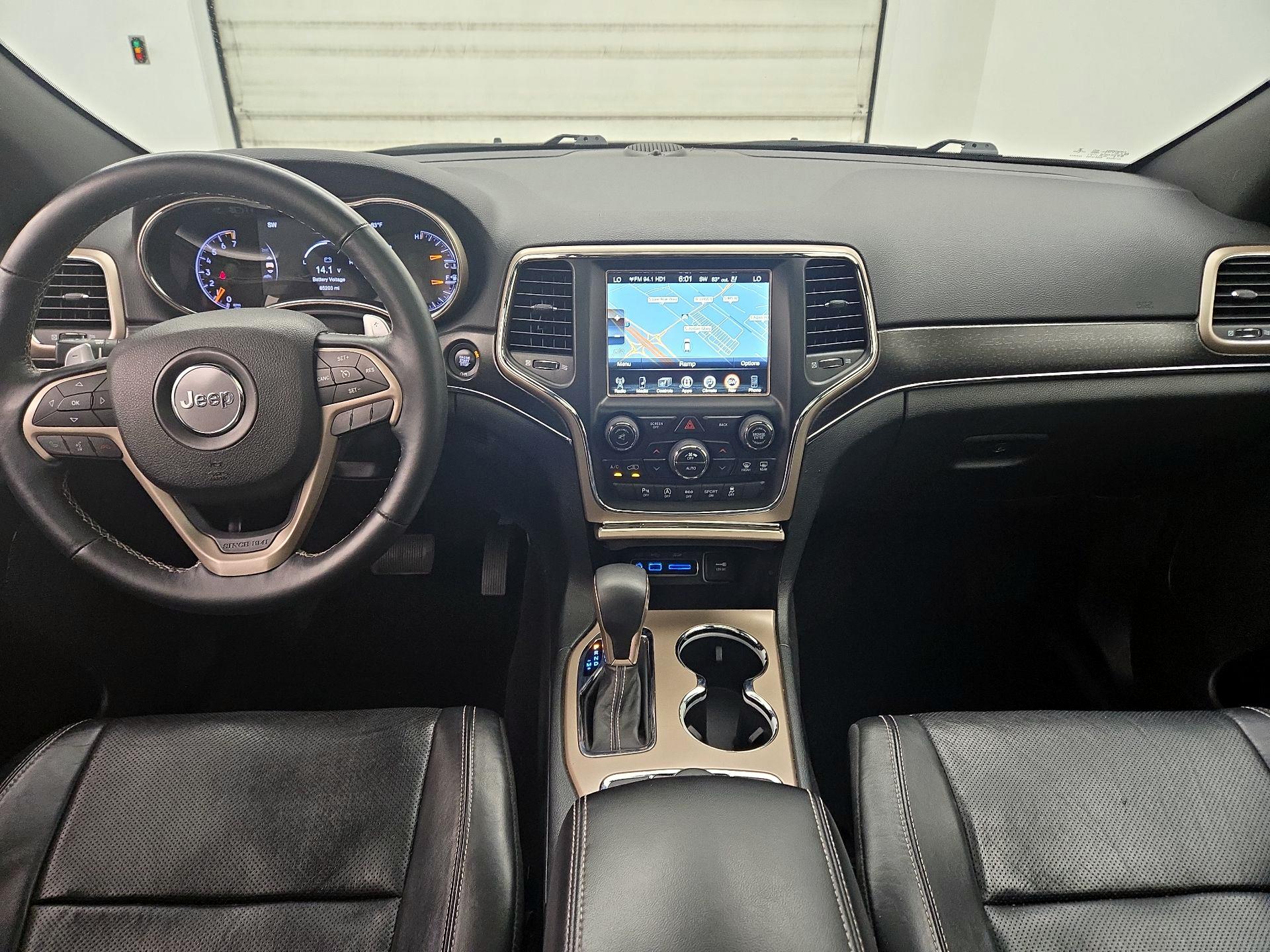 Thumbnail: 2017 Jeep Grand Cherokee - 9
