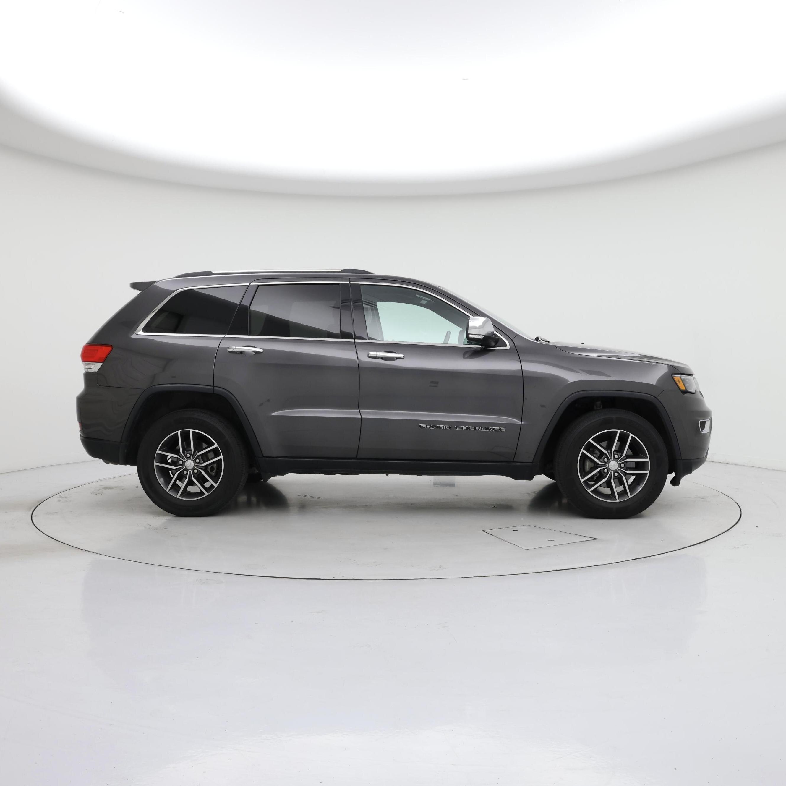 Thumbnail: 2017 Jeep Grand Cherokee - 7