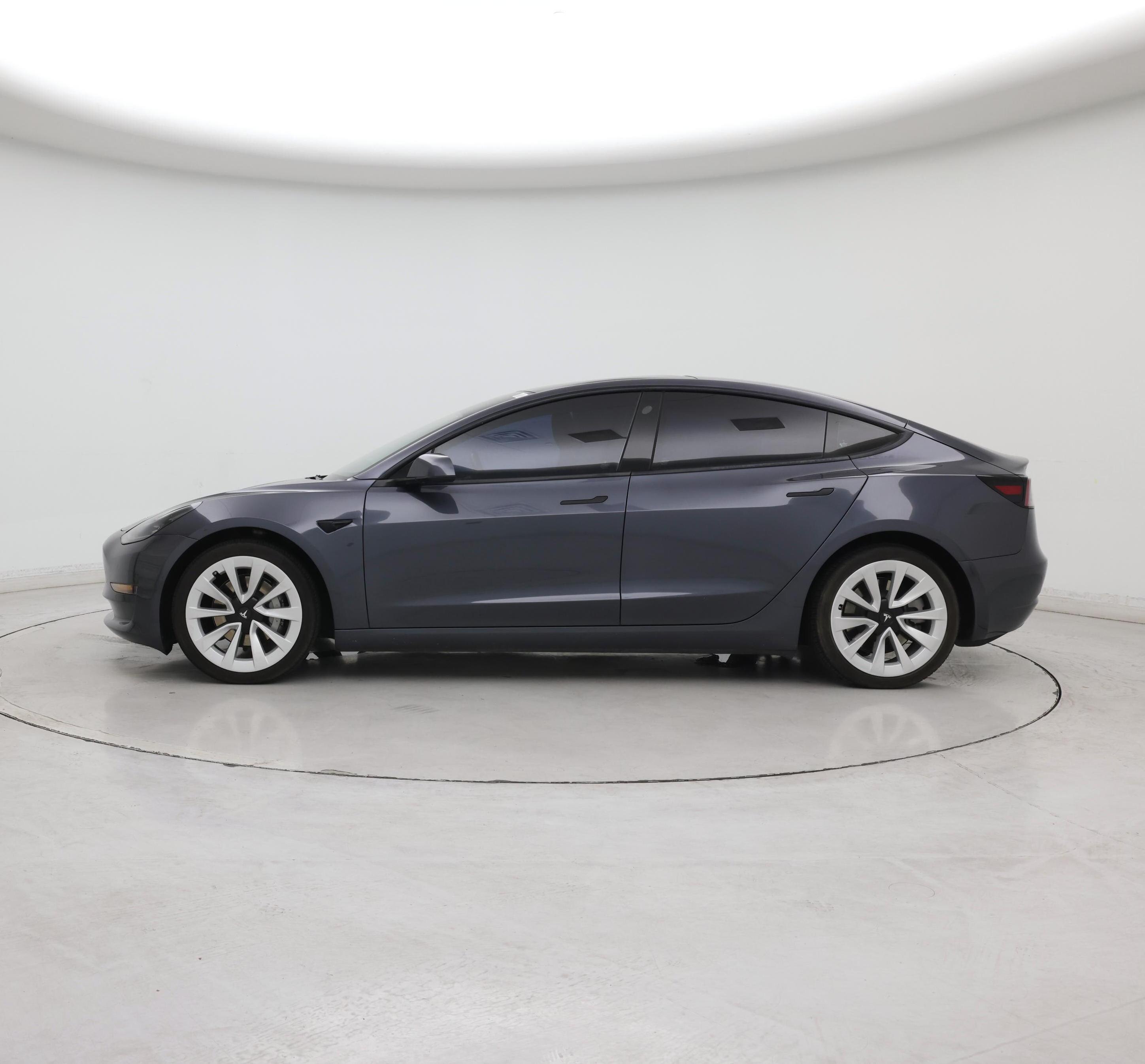 Thumbnail: 2022 Tesla Model 3 - 3