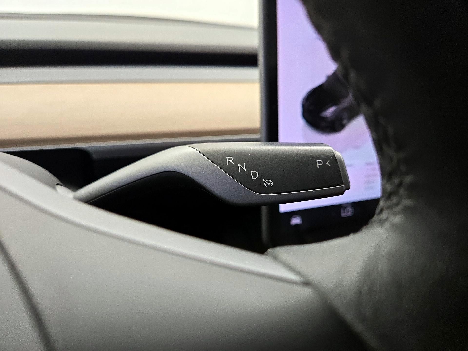 Thumbnail: 2023 Tesla Model 3 - 17