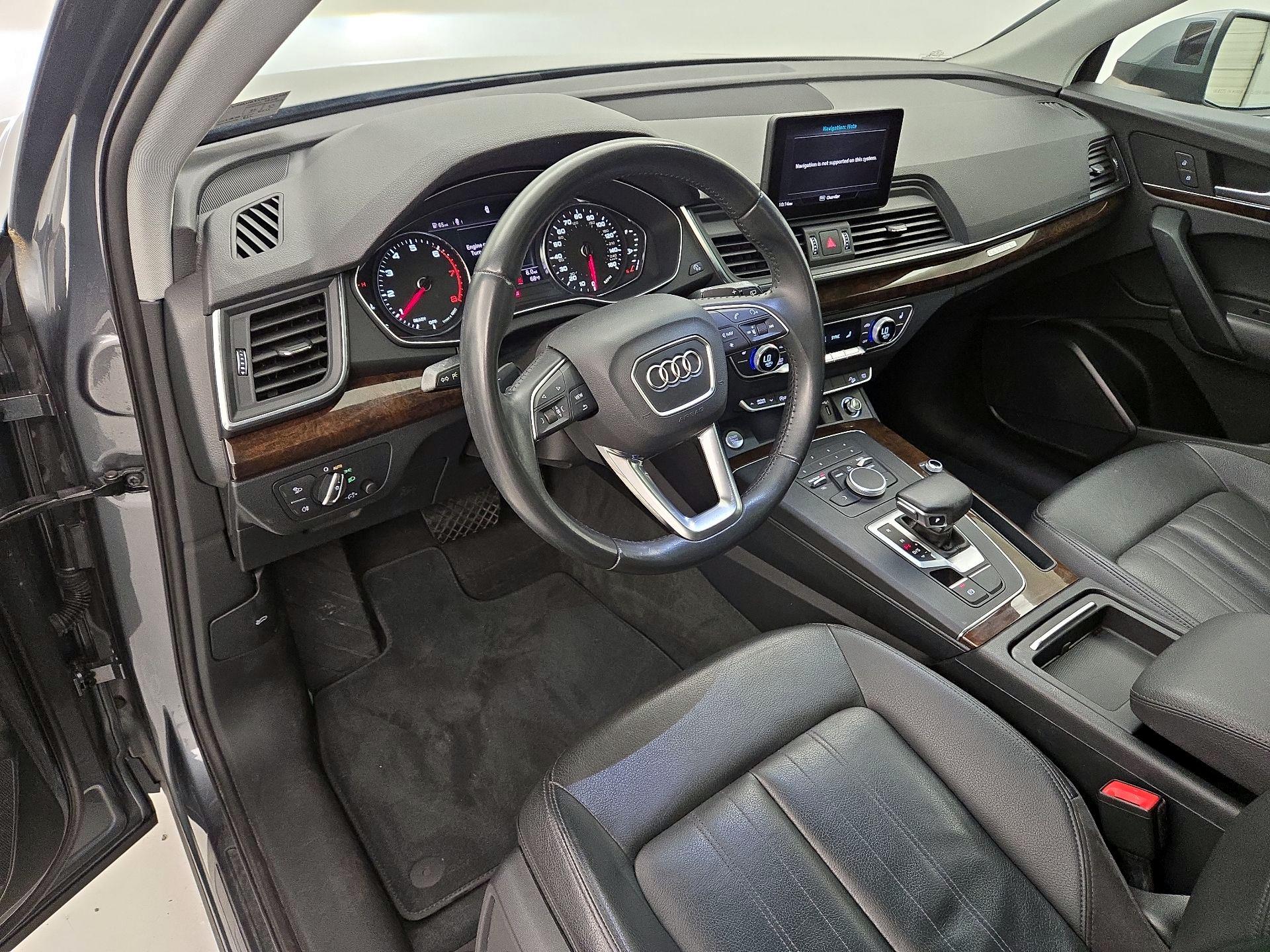 Thumbnail: 2019 Audi Q5 - 11