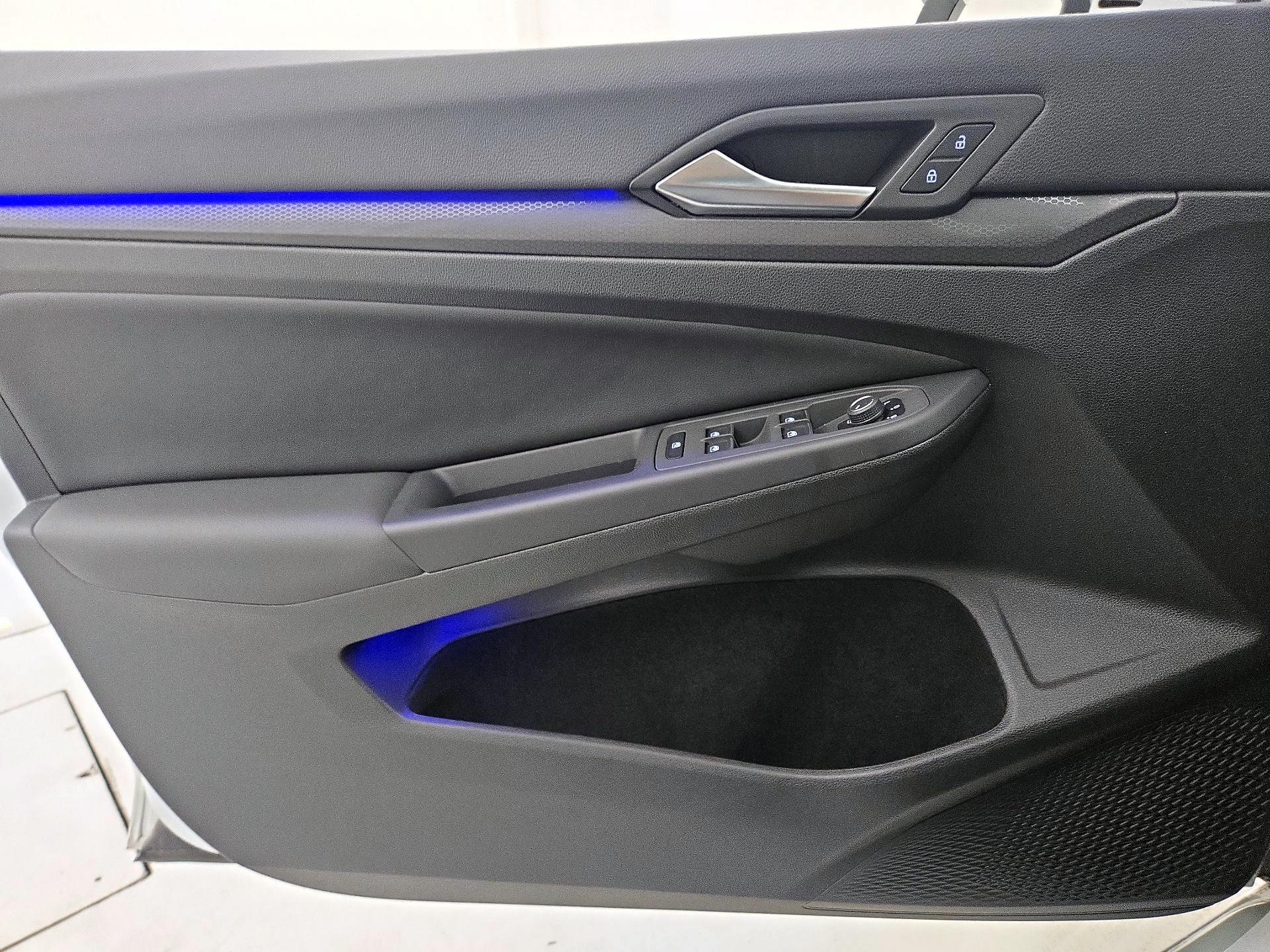 Thumbnail: 2024 Volkswagen Golf - 12