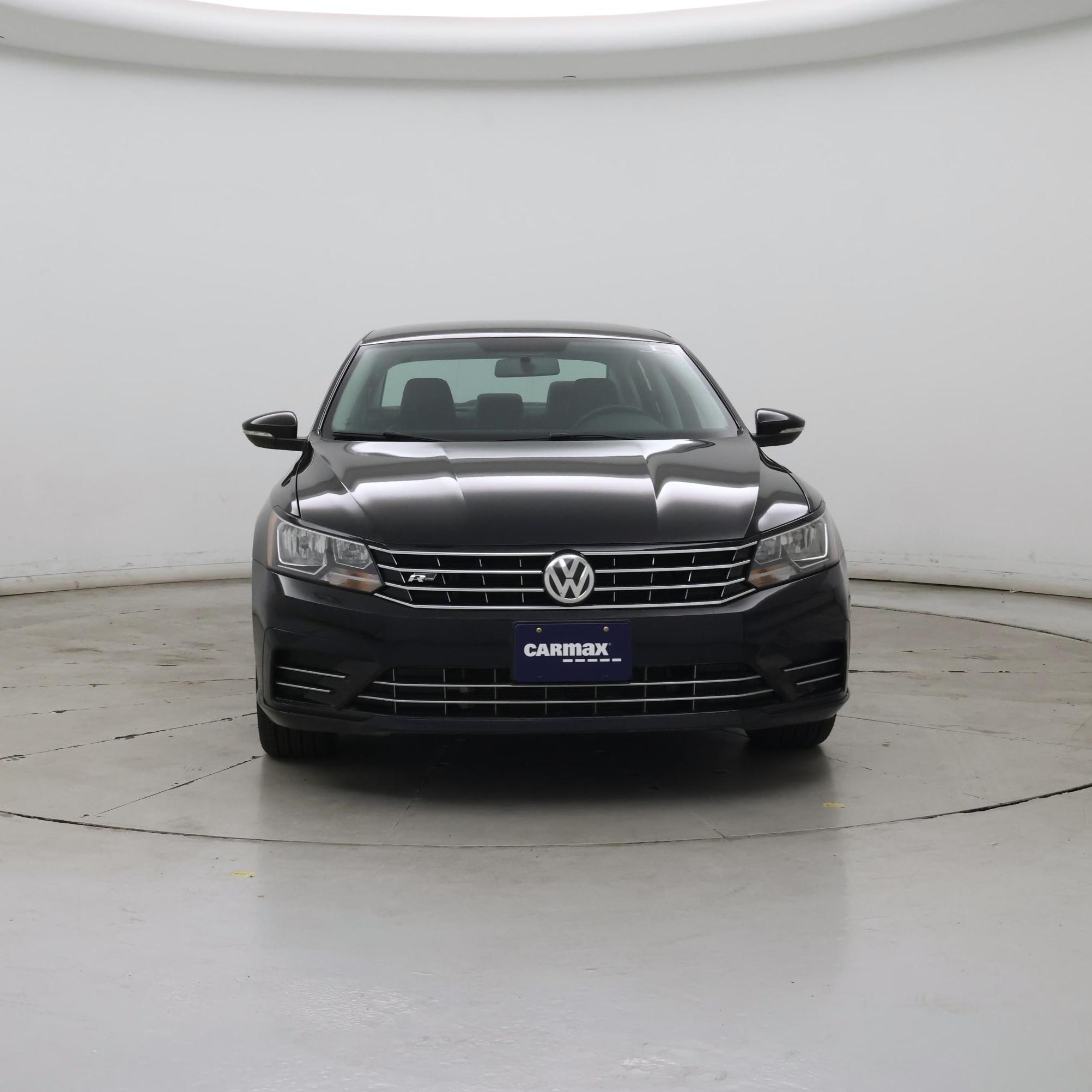 Thumbnail: 2017 Volkswagen Passat - 5
